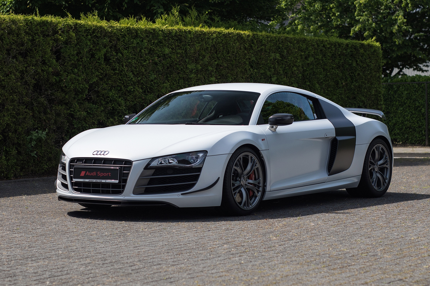 2011 AUDI R8 GT