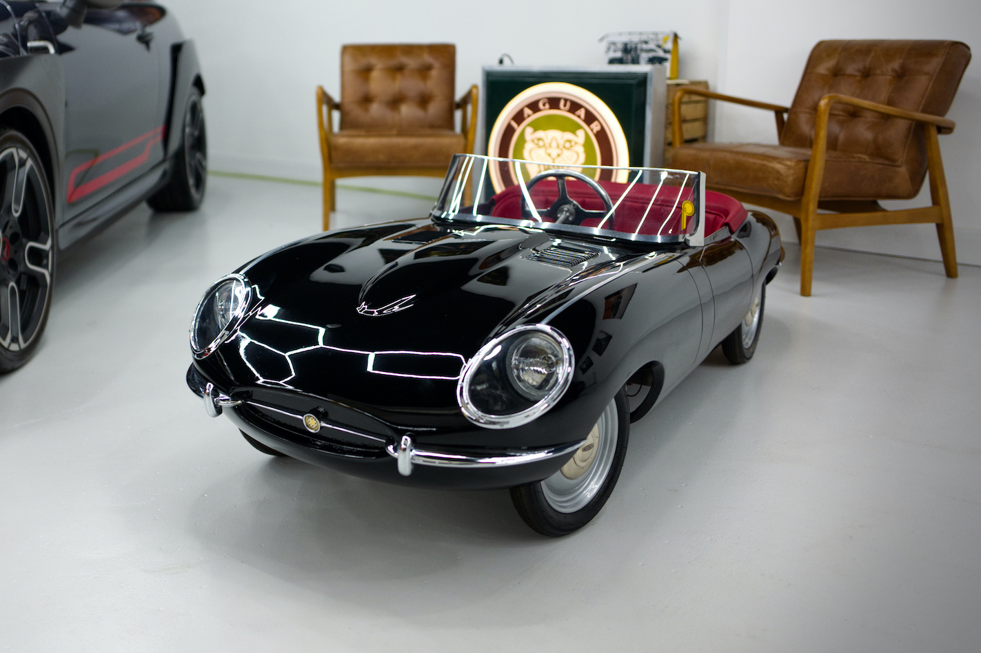 JAGUAR E-TYPE ROADSTER CHILDREN'S CAR