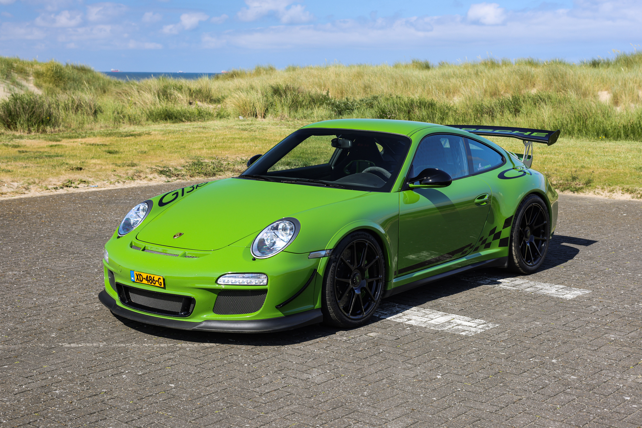 2011 PORSCHE 911 (997.2) GT3 RS - SHARKWERKS 4.1