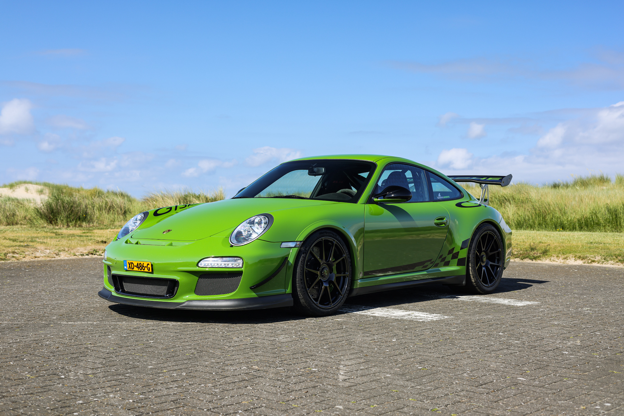 NO RESERVE: 2011 PORSCHE 911 (997.2) GT3 RS - SHARKWERKS 4.1