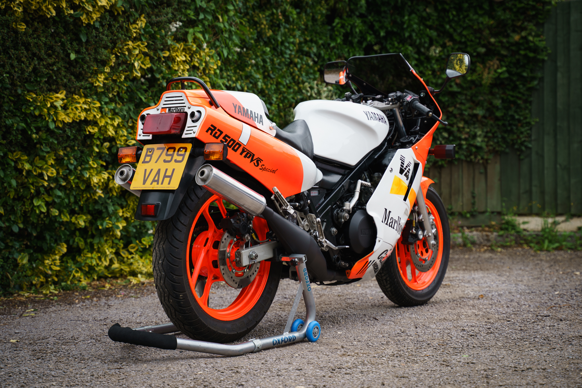1985 YAMAHA RD500 YPVS - MARLBORO SPECIAL