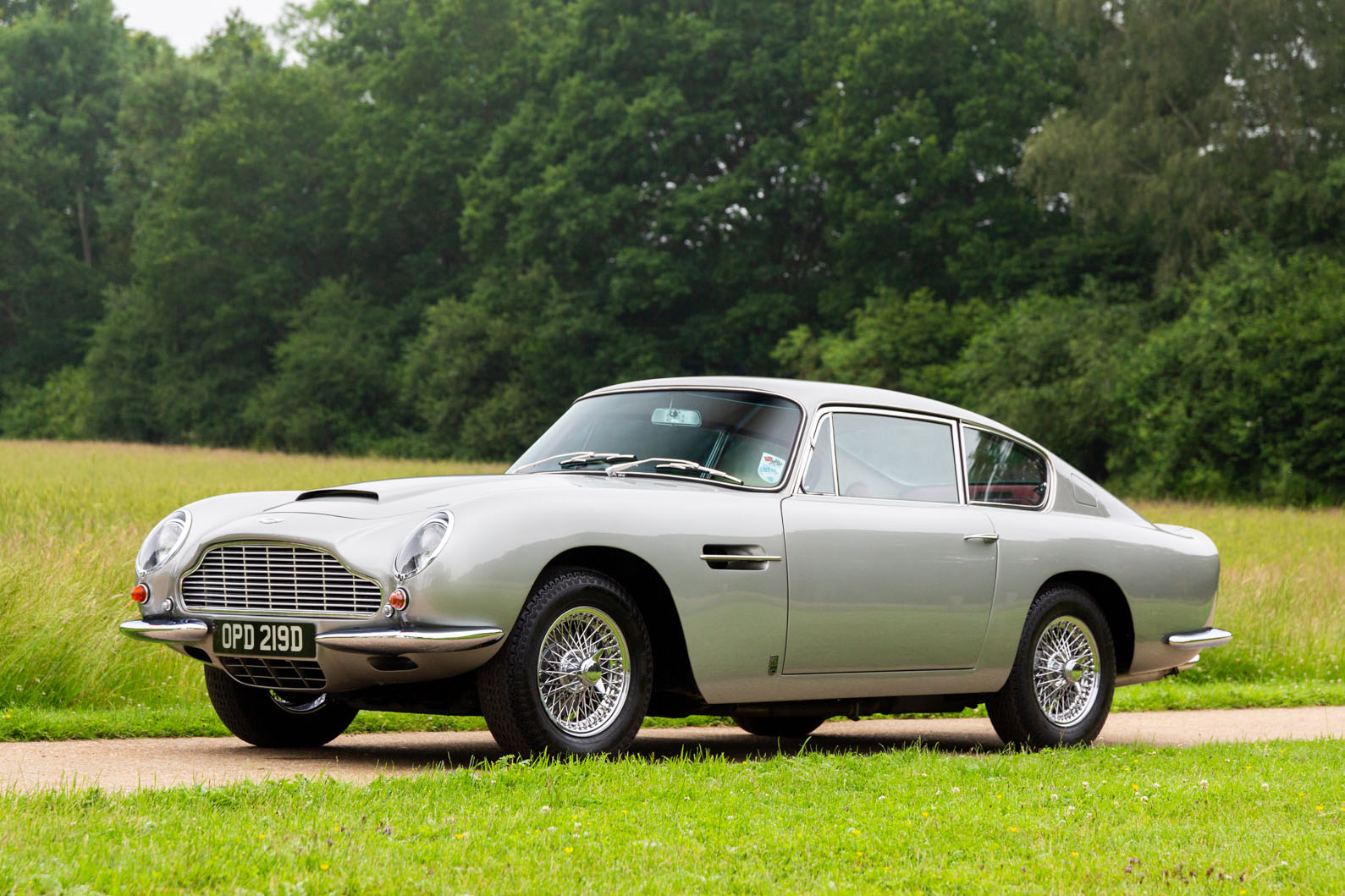 NO RESERVE: 1966 ASTON MARTIN DB6