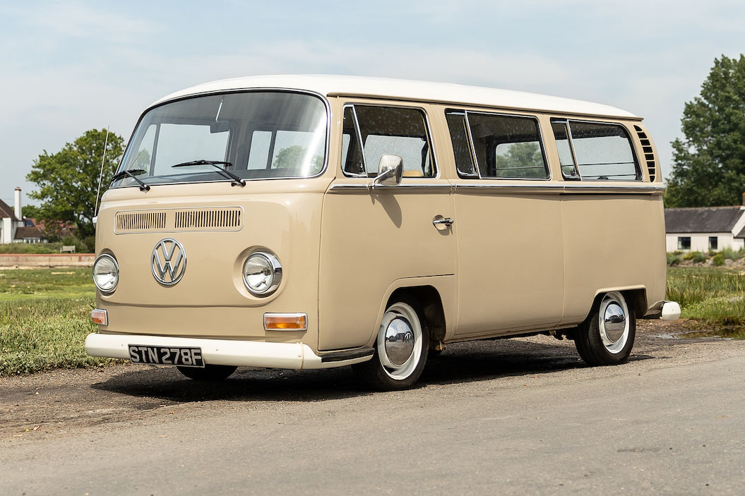 1968 VOLKSWAGEN TYPE 2 (T2) MICROBUS