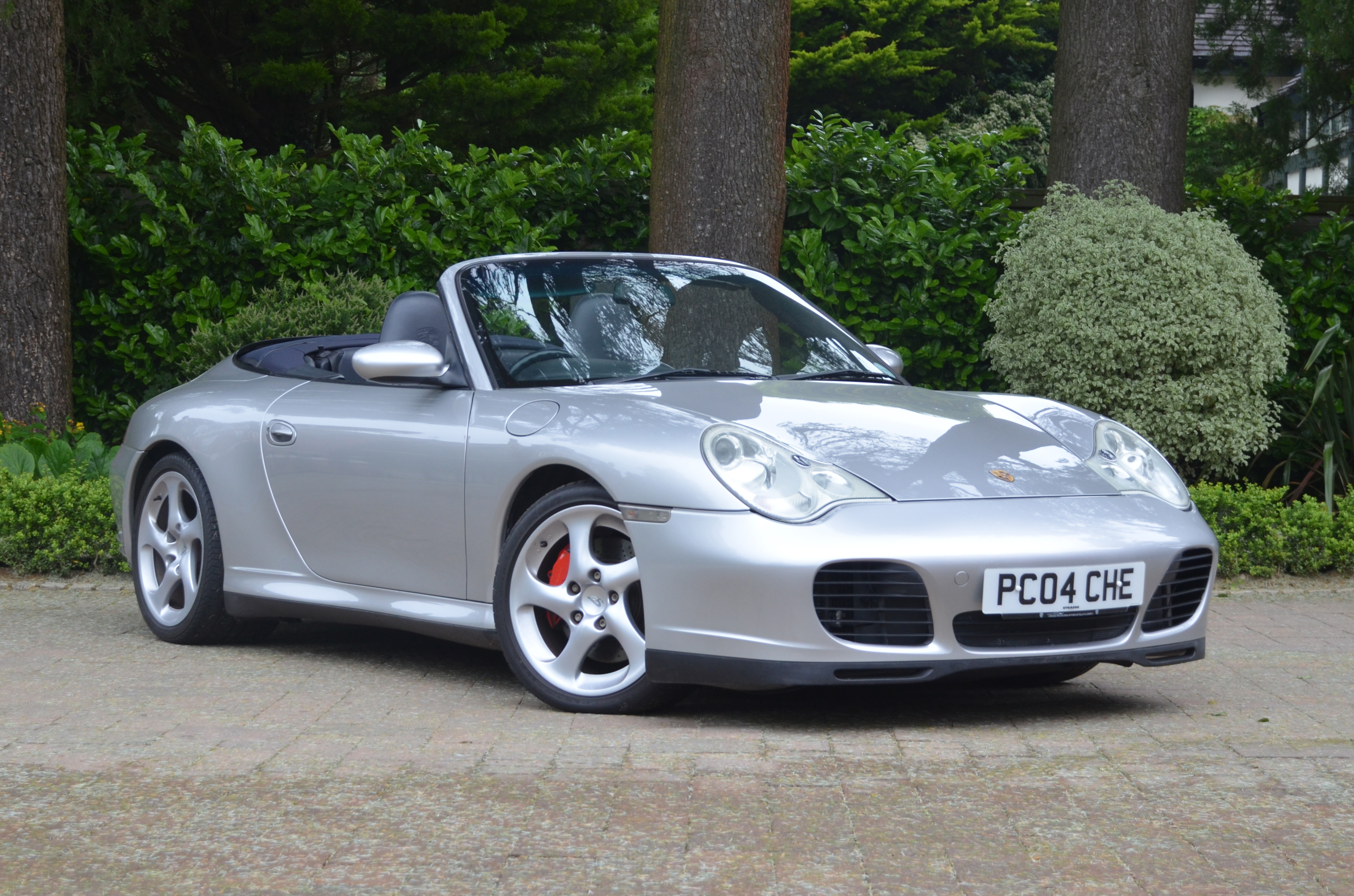 NO RESERVE: 2004 PORSCHE 911 (996) CARRERA 4S CABRIOLET