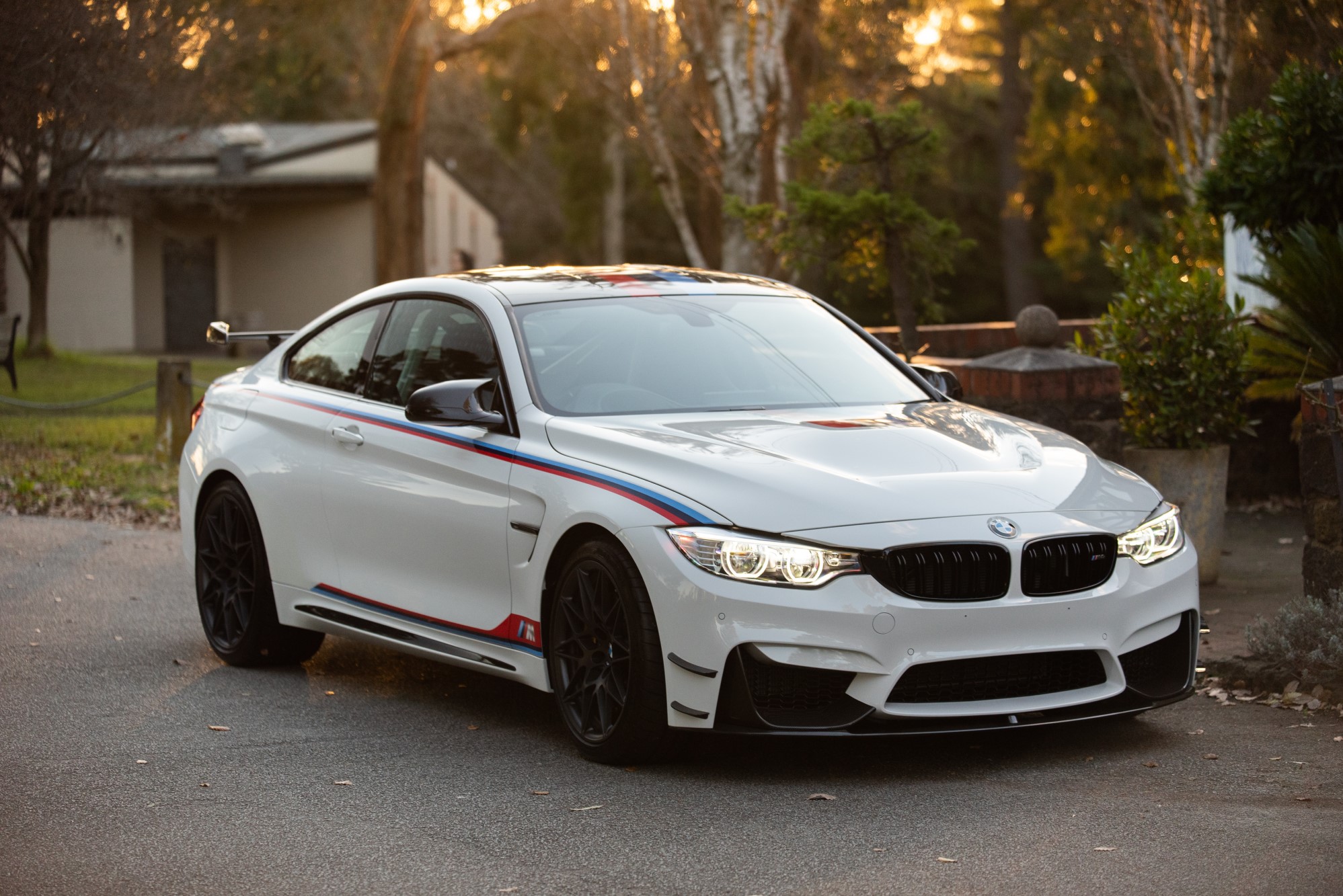 2017 BMW M4 DTM CHAMPION EDITION