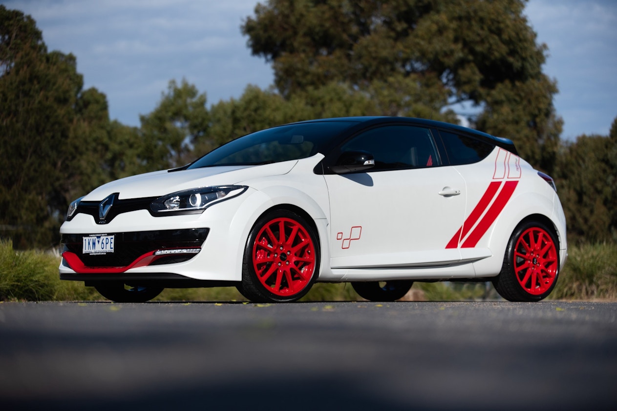 RENAULT MEGANE COUPE renault-megane-3-rs-275-trophy-r Used - the