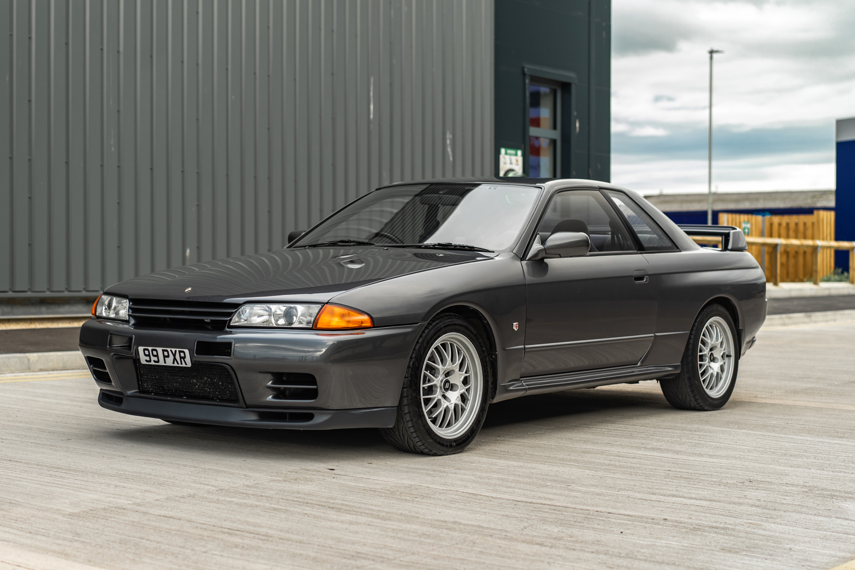 NO RESERVE: 1993 NISSAN SKYLINE GTR (R32) V-SPEC