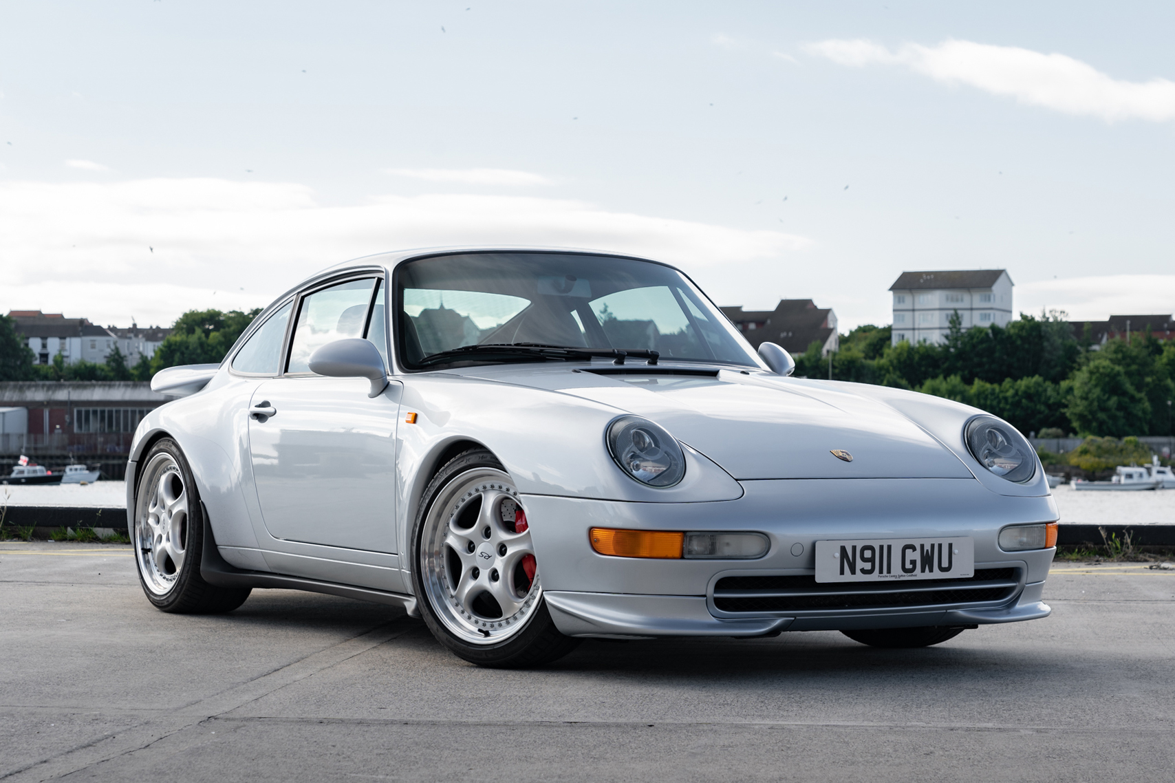 NO RESERVE: 1995 PORSCHE 911 (993) CARRERA RS