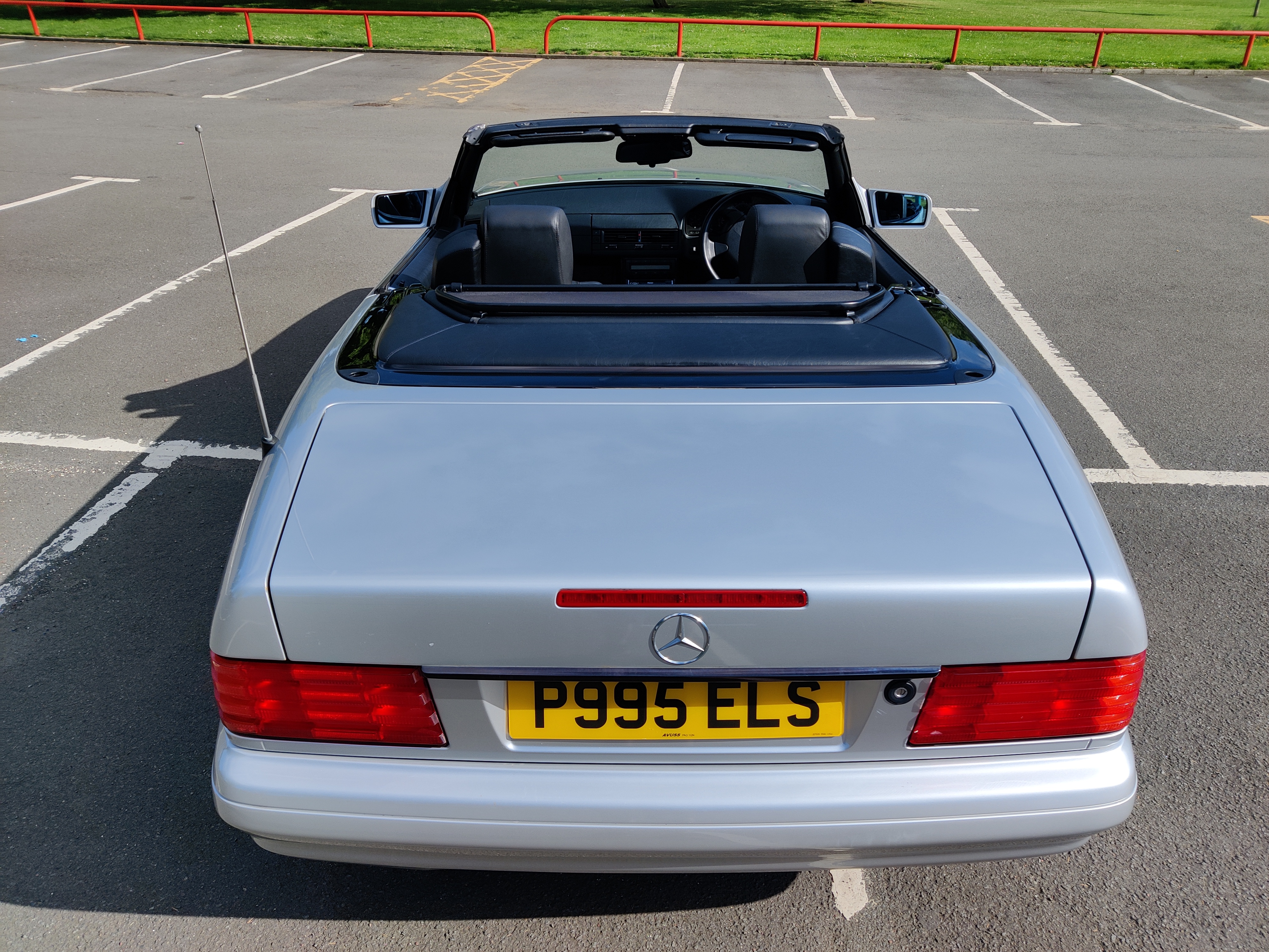 1997 MERCEDES-BENZ (R129) SL 280