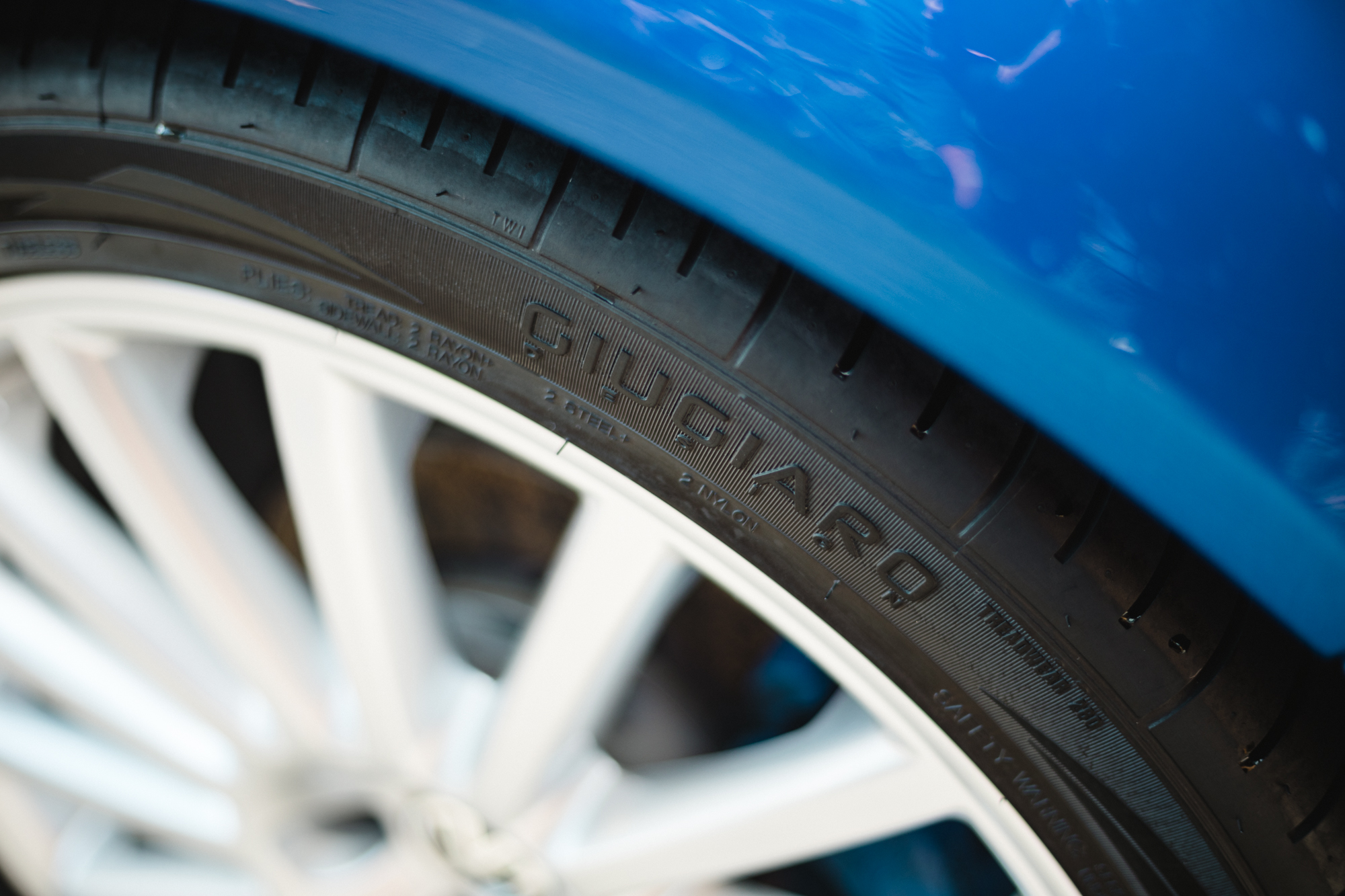 2003 VOLKSWAGEN GOLF (MK4) R32