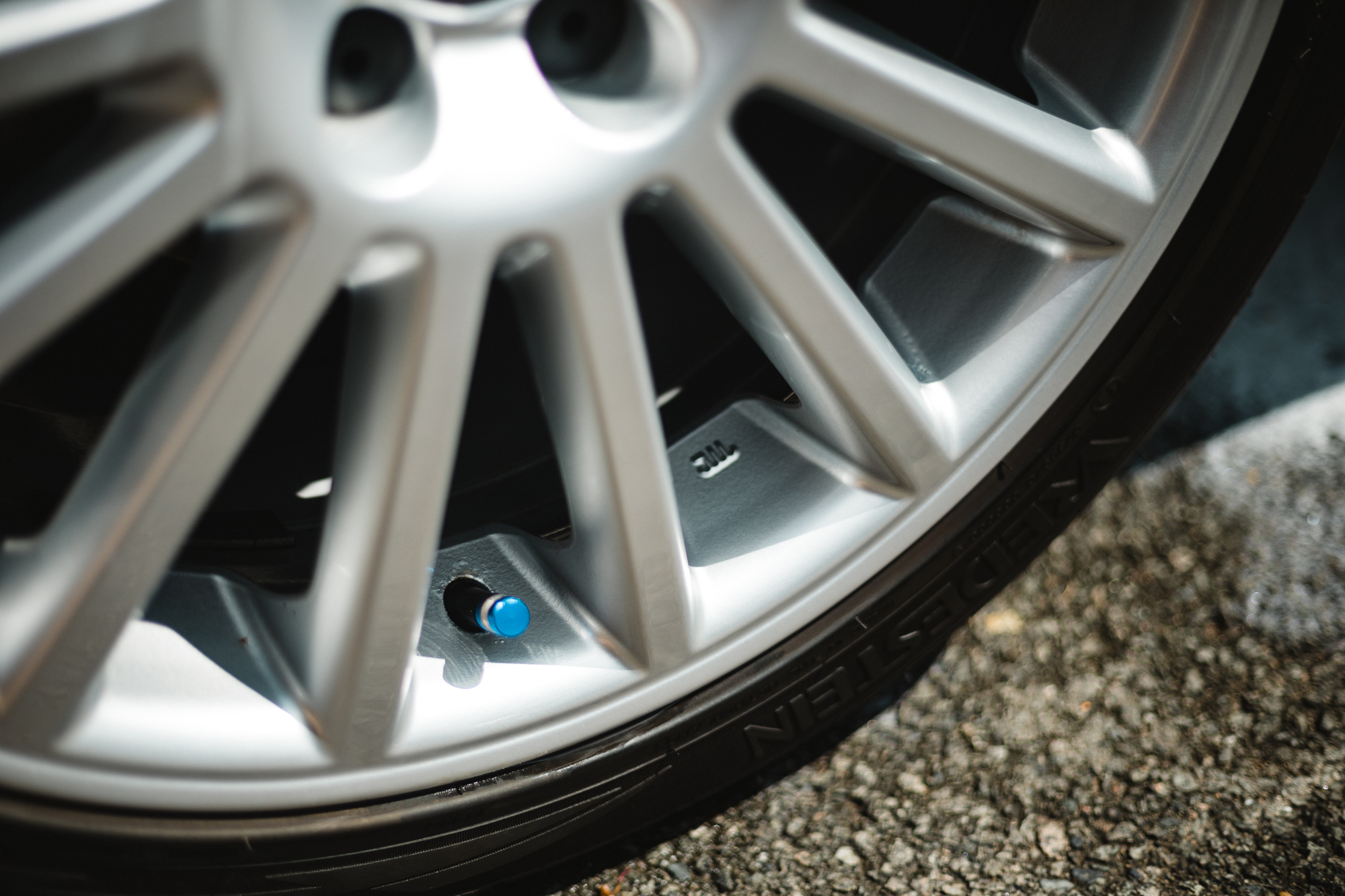 2003 VOLKSWAGEN GOLF (MK4) R32