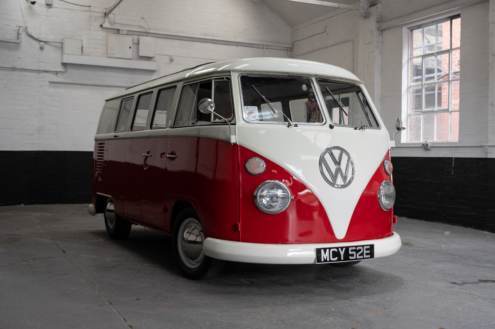 1967 VOLKSWAGEN T1 SPLITSCREEN CAMPER