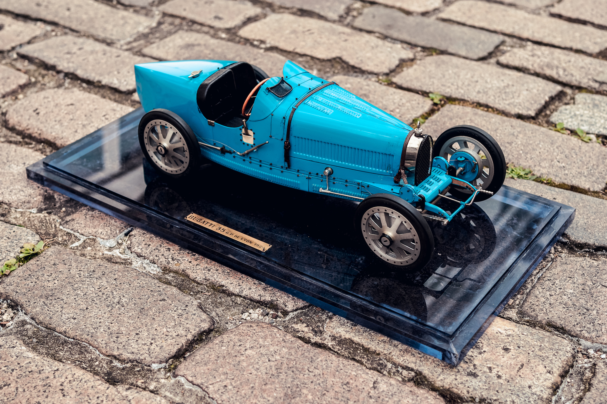 BUGATTI TYPE 35 - 1:8 SCALE MODEL for sale by auction in London, United ...