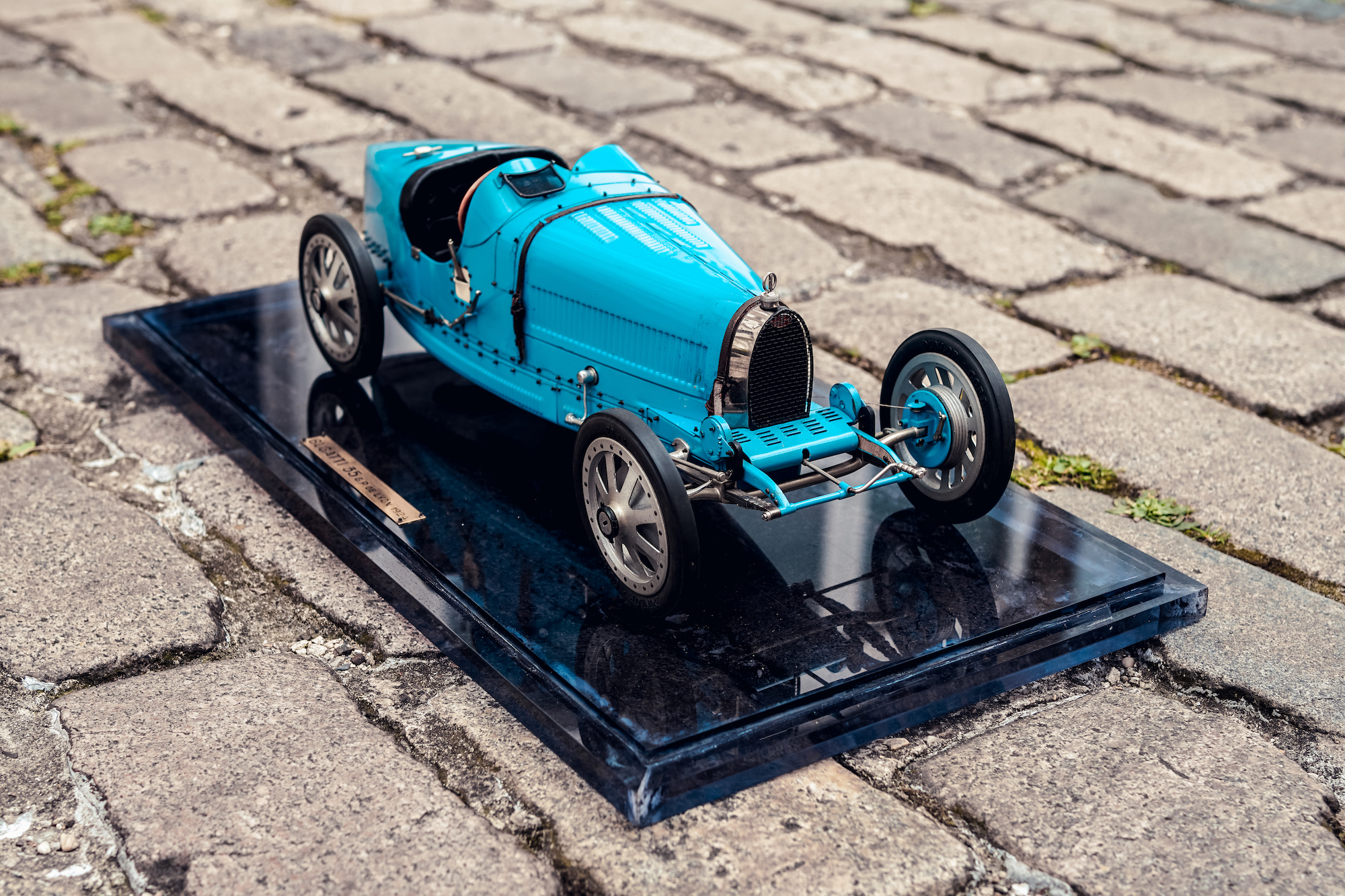BUGATTI TYPE 35 - 1:8 SCALE MODEL