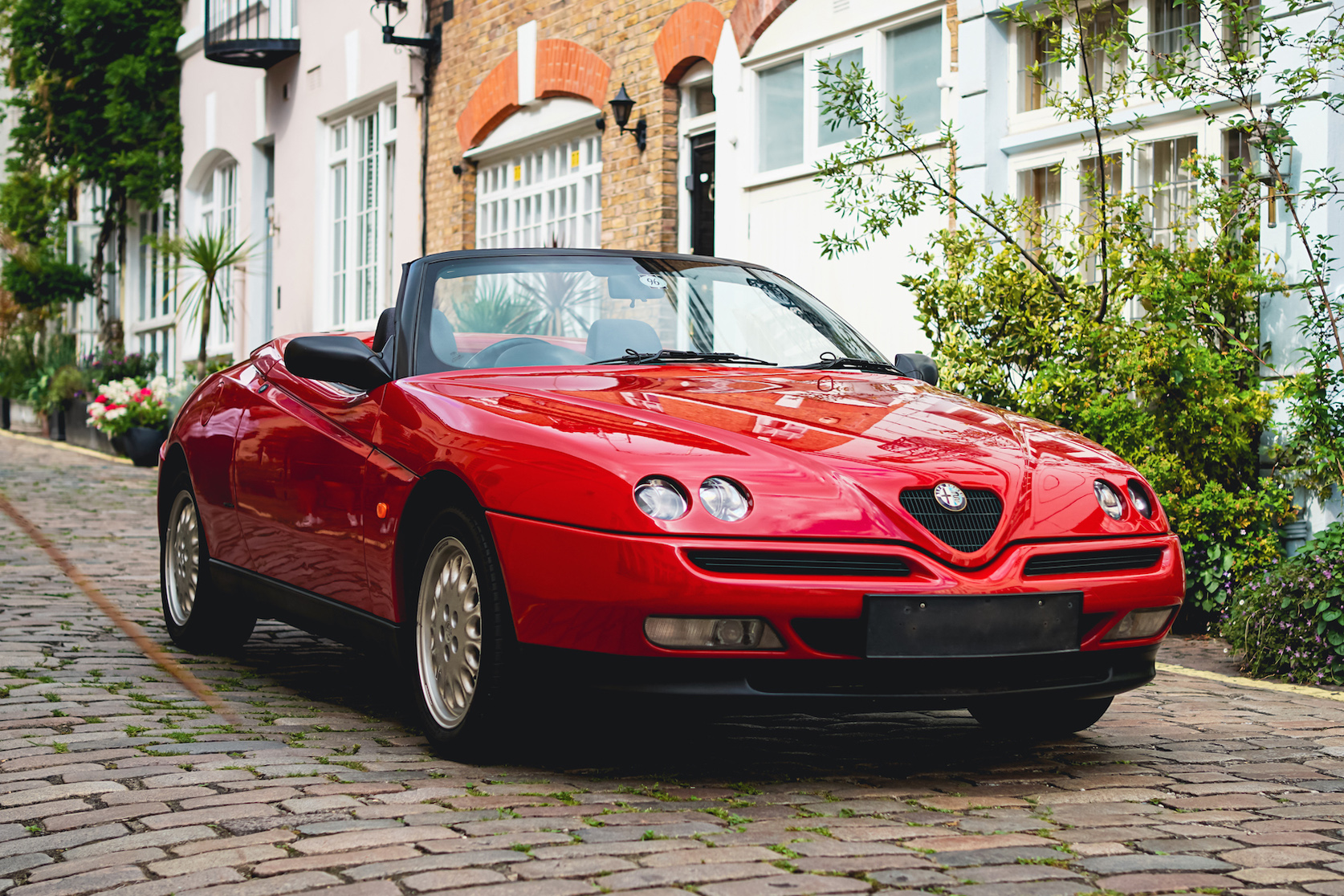 NO RESERVE: 1996 ALFA ROMEO SPIDER 2.0L TWIN SPARK