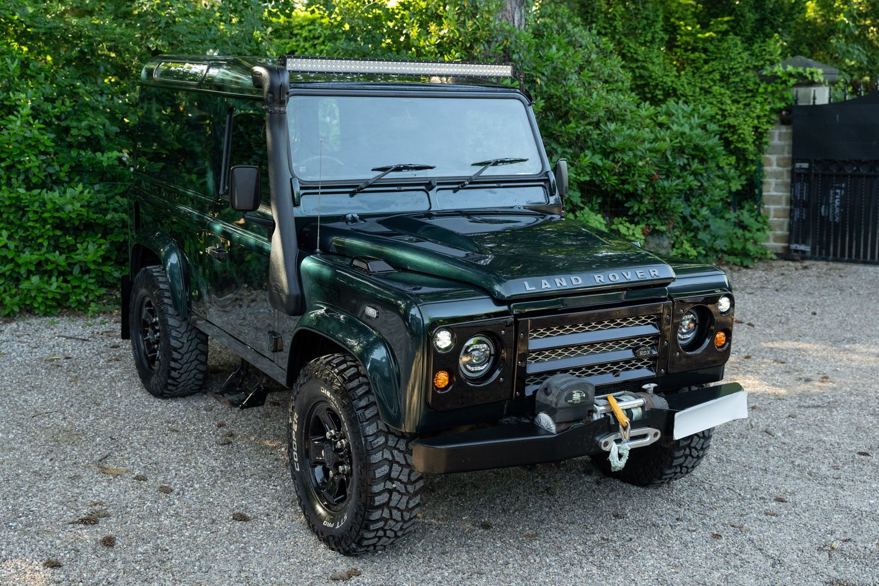 NO RESERVE: 2012 LAND ROVER DEFENDER 90 HARD TOP