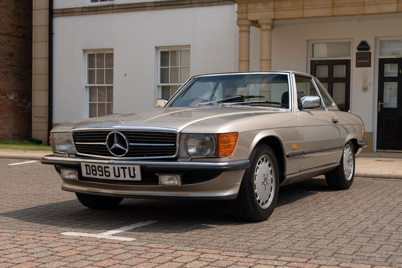 1986 MERCEDES-BENZ (R107) 500 SL