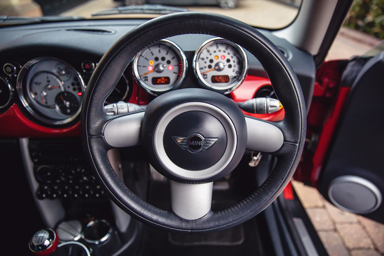 Mini Coupe 2006 Interior