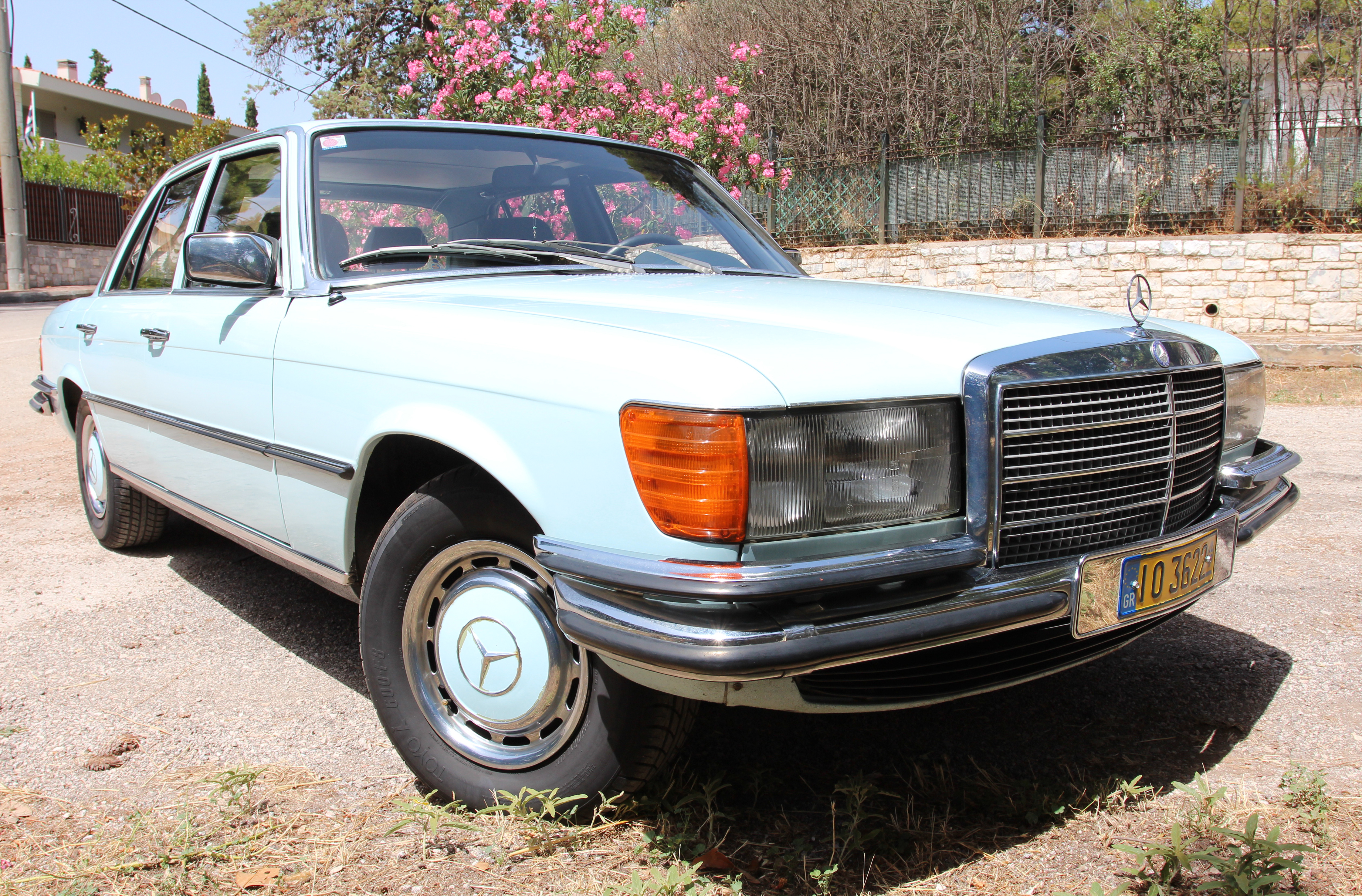 NO RESERVE: 1977 MERCEDES-BENZ (W116) 280 S