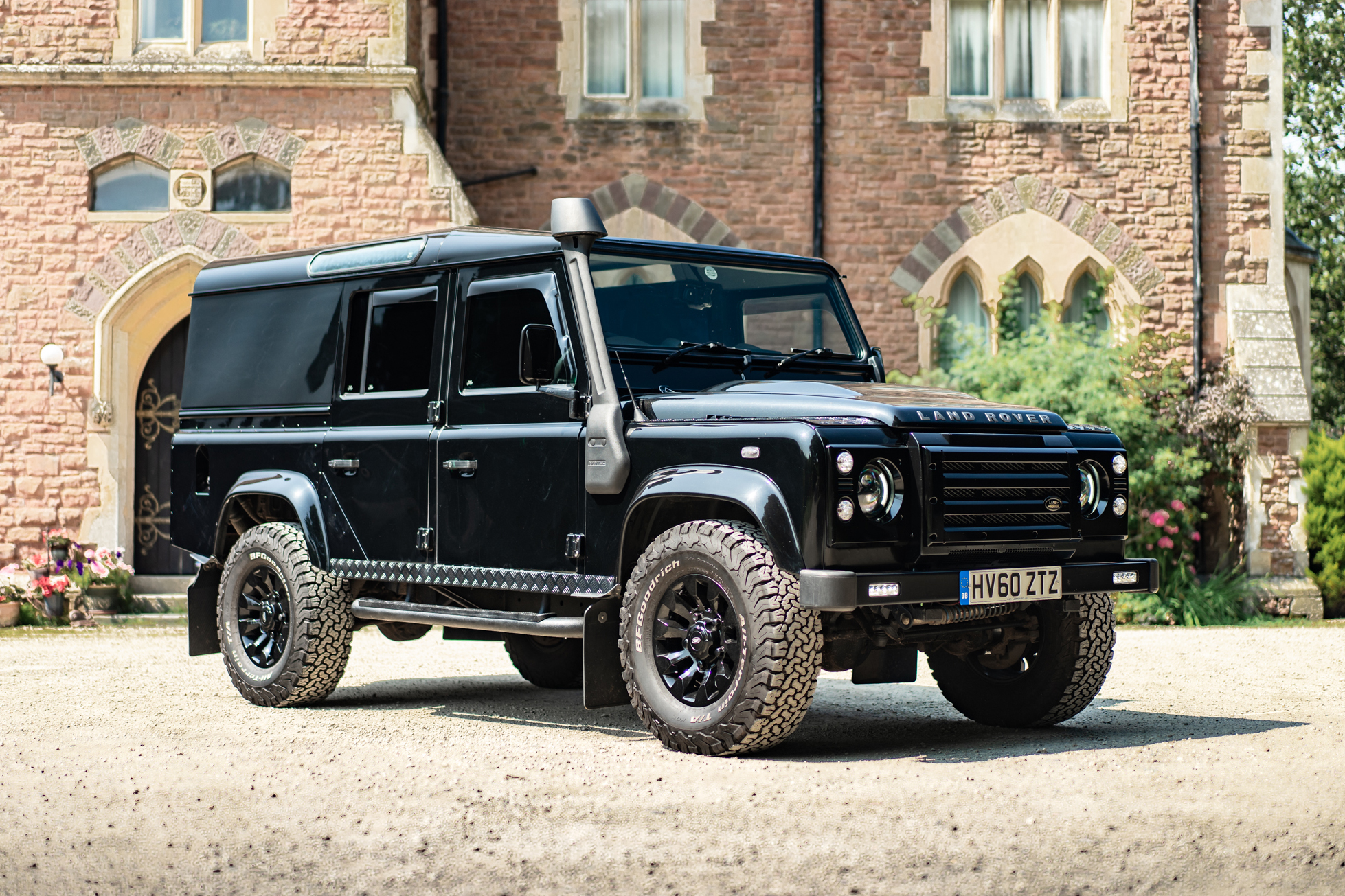 2010 LAND ROVER DEFENDER 110 XS UTILITY