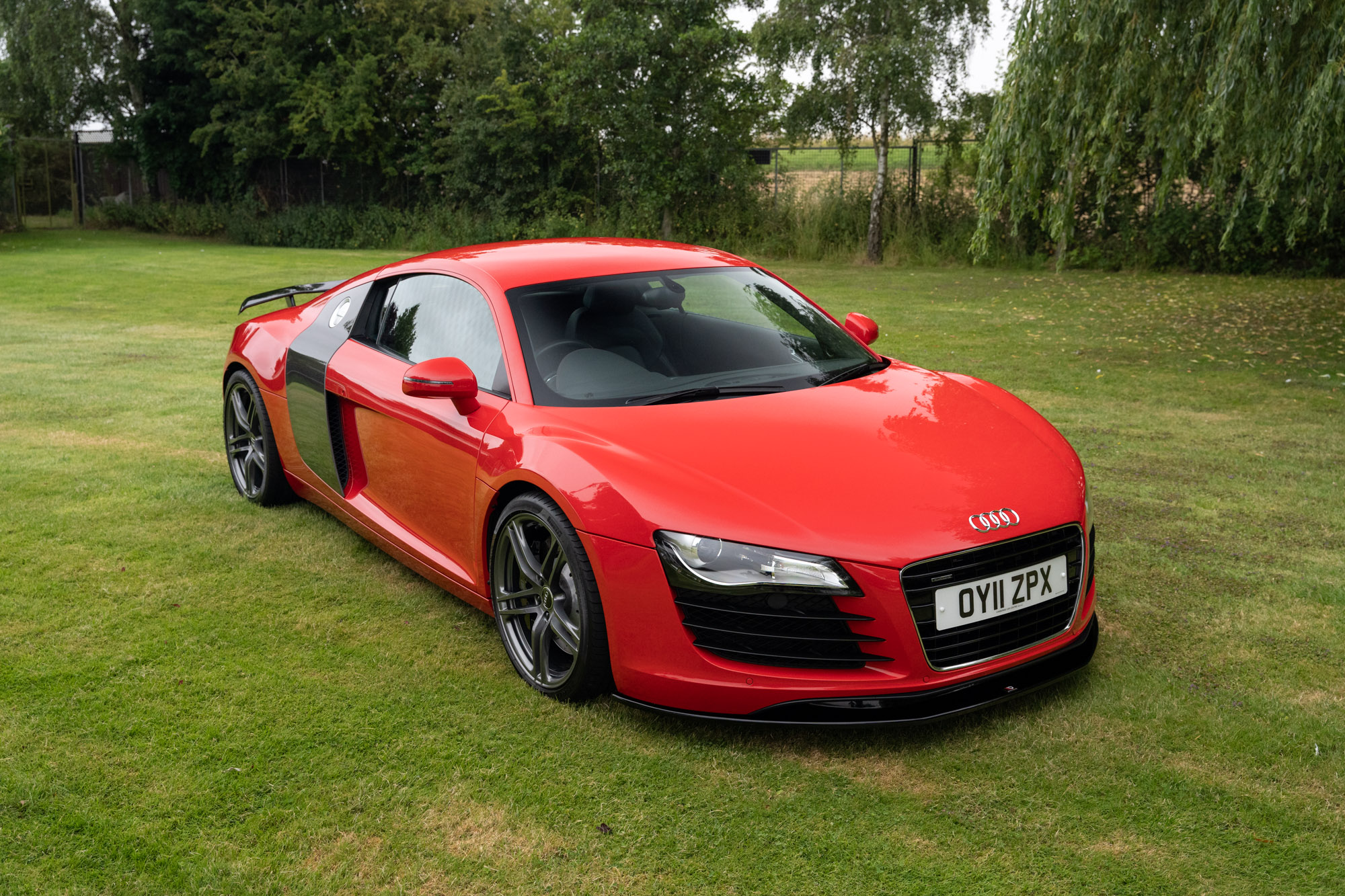 2011 AUDI R8 4.2 V8 - MANUAL