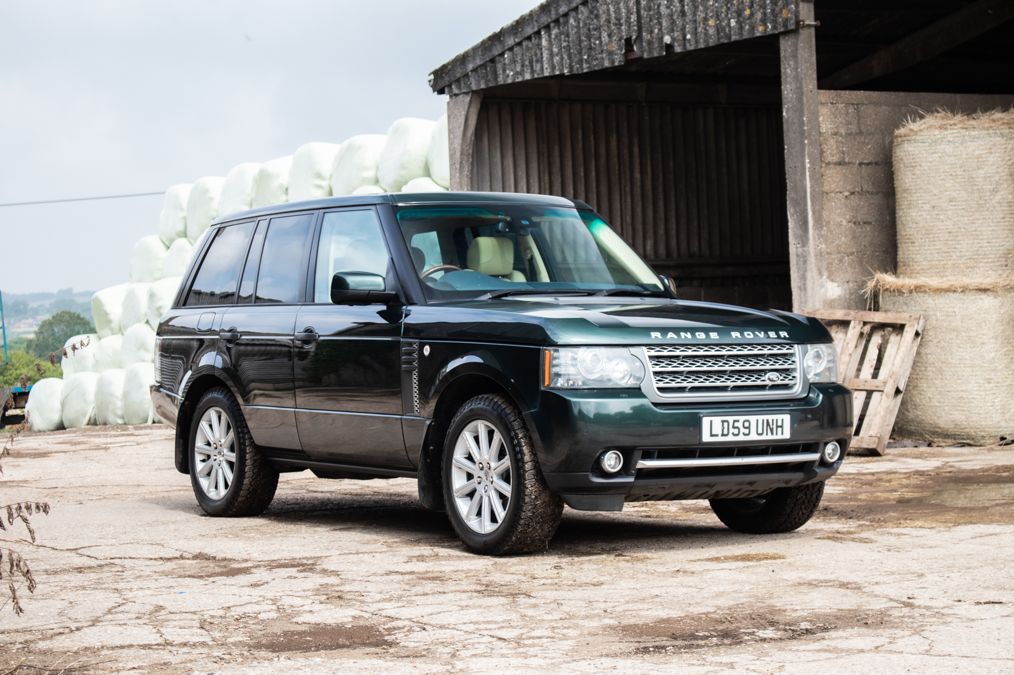 NO RESERVE: 2009 RANGE ROVER AUTOBIOGRAPHY 5.0 SC