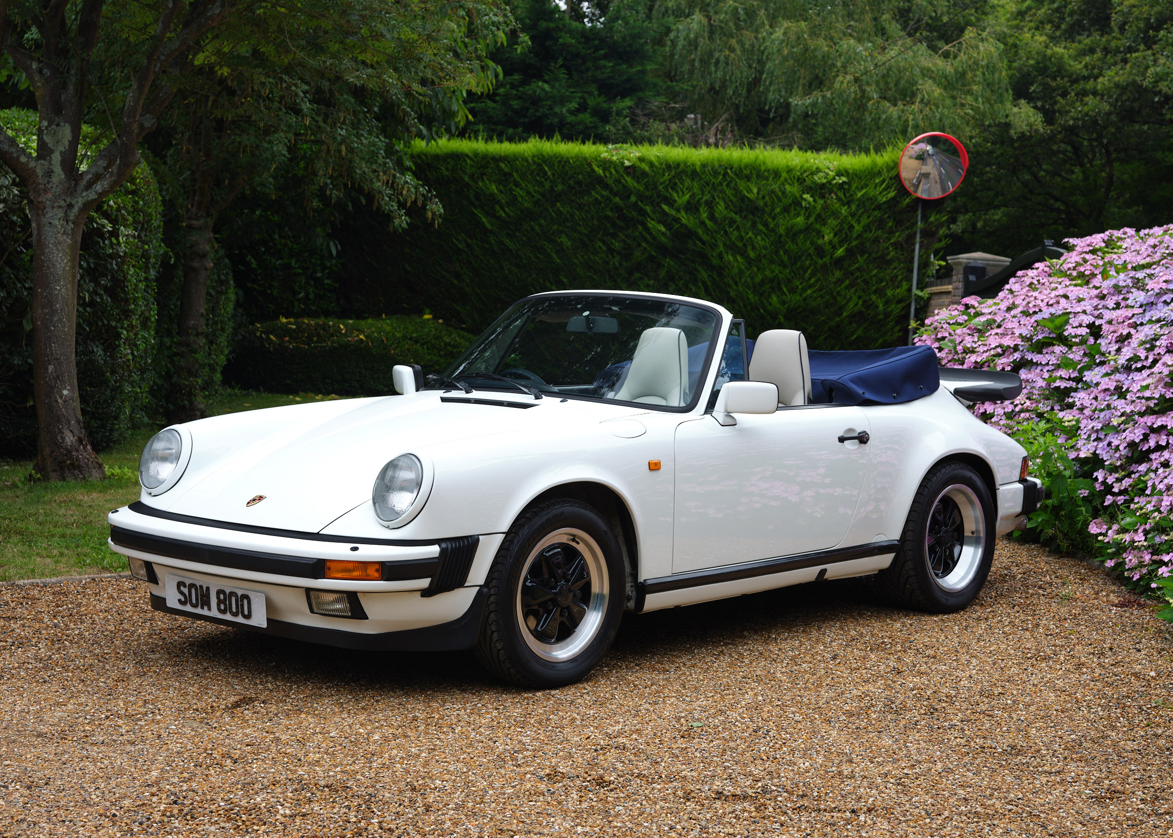 NO RESERVE: 1989 PORSCHE 911 CARRERA 3.2 SPORT CABRIOLET