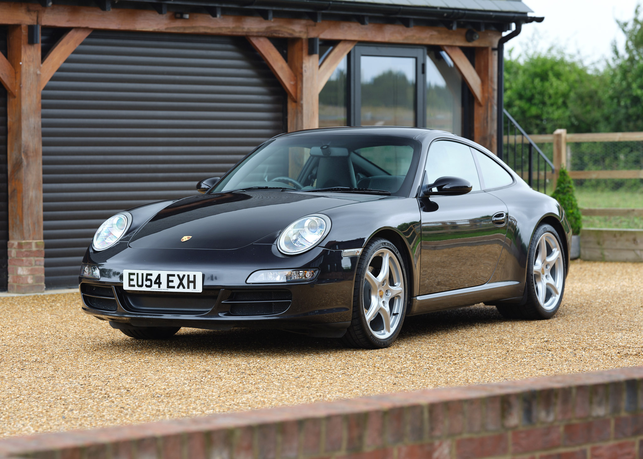 NO RESERVE: 2004 PORSCHE 911 (997) CARRERA