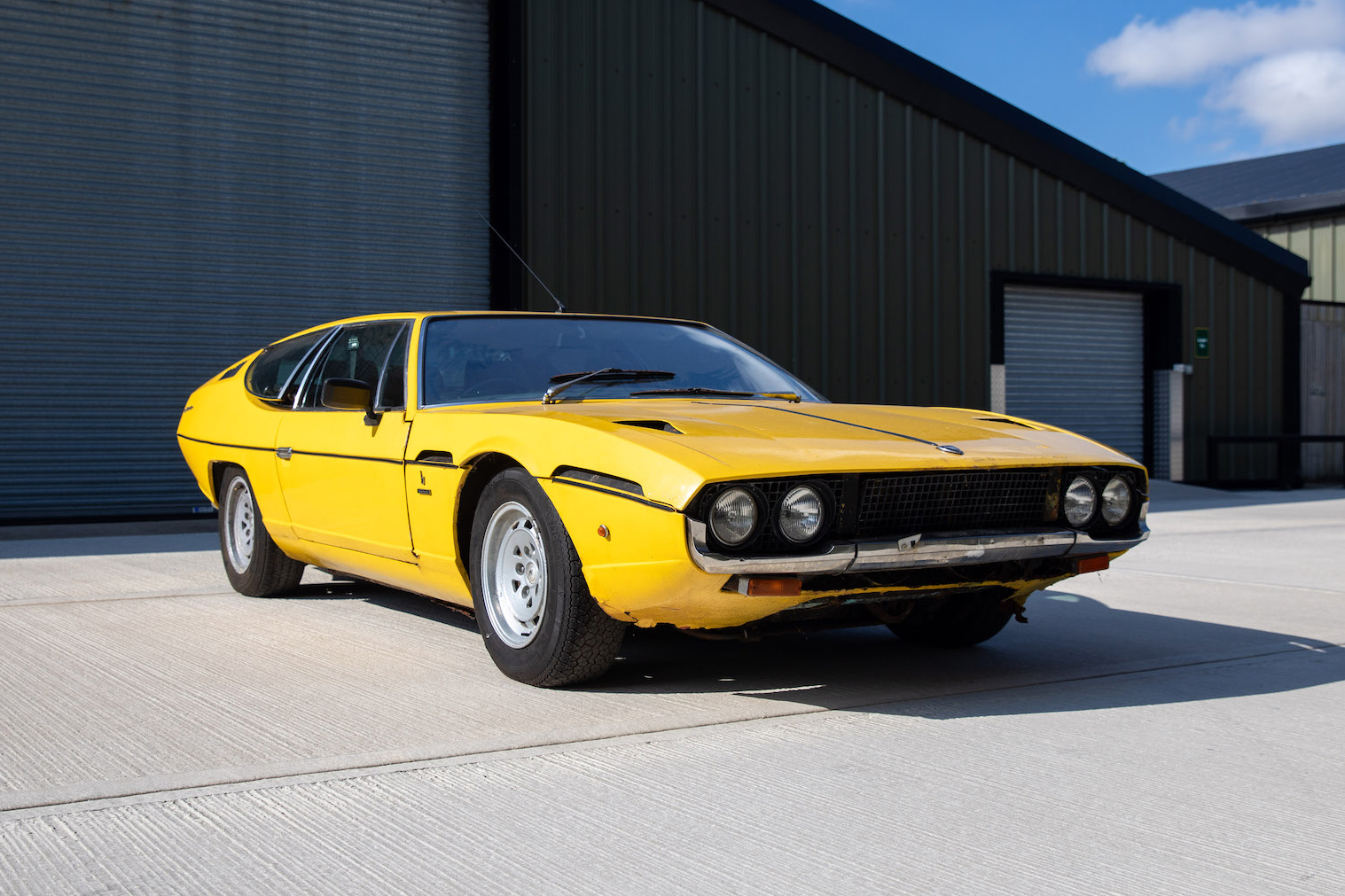 NO RESERVE: 1974 LAMBORGHINI ESPADA 400 GT SERIES III