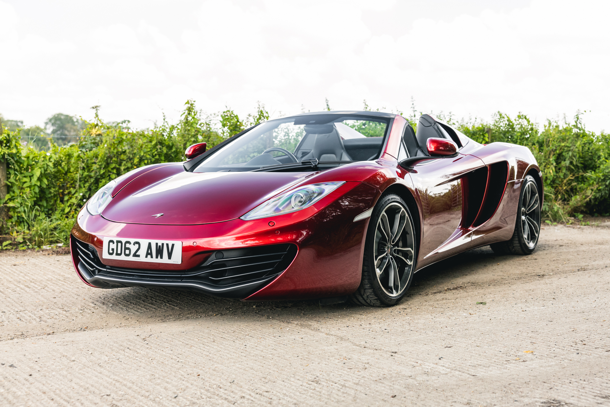 NO RESERVE: 2012 MCLAREN 12C SPIDER