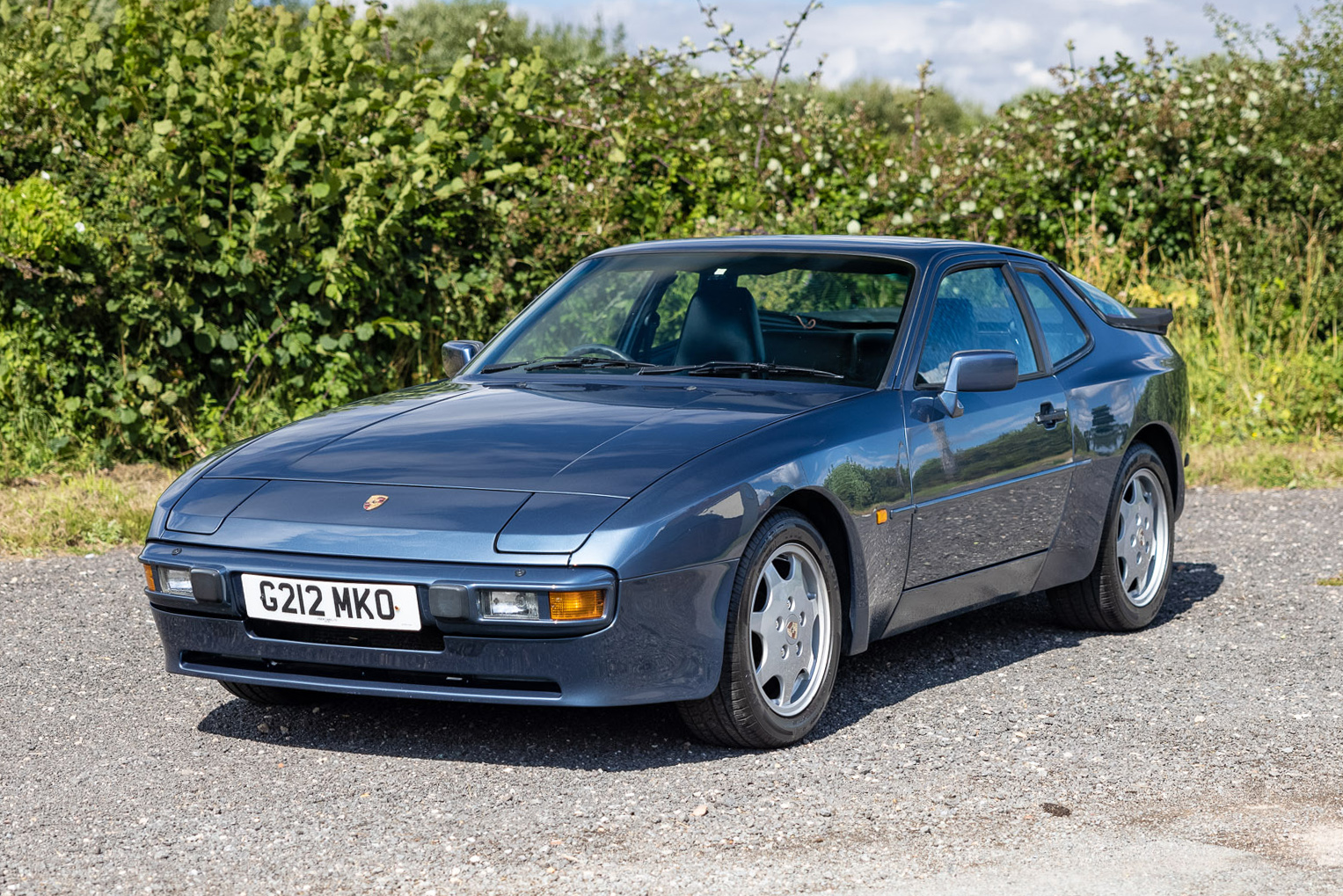 NO RESERVE: 1989 PORSCHE 944 2.7