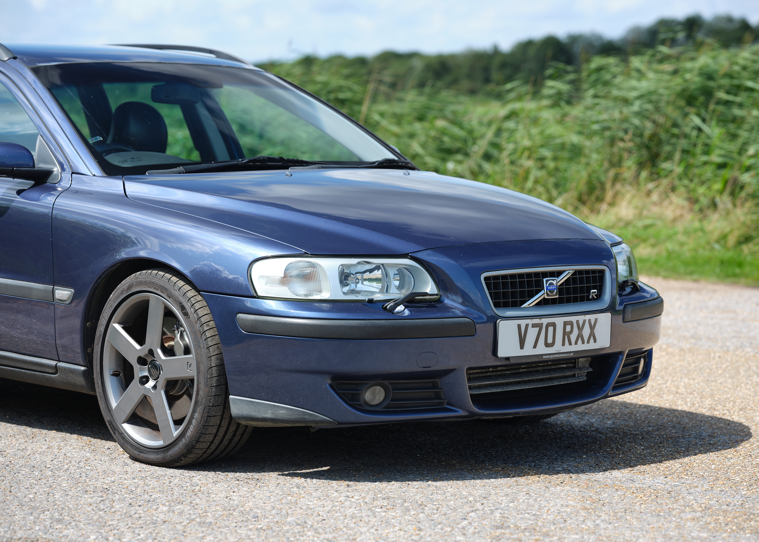 Stunning 2003 Volvo V70 R Photosnull