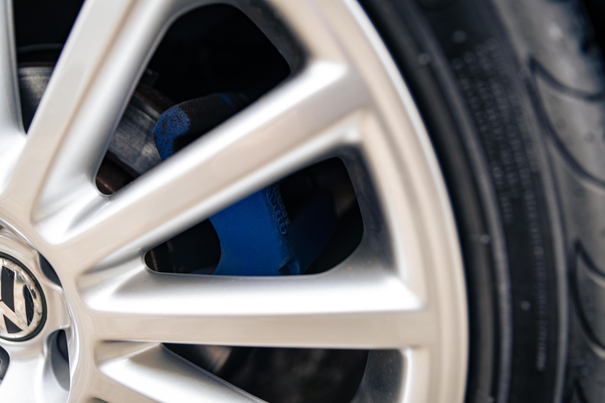 2003 VOLKSWAGEN GOLF (MK4) R32