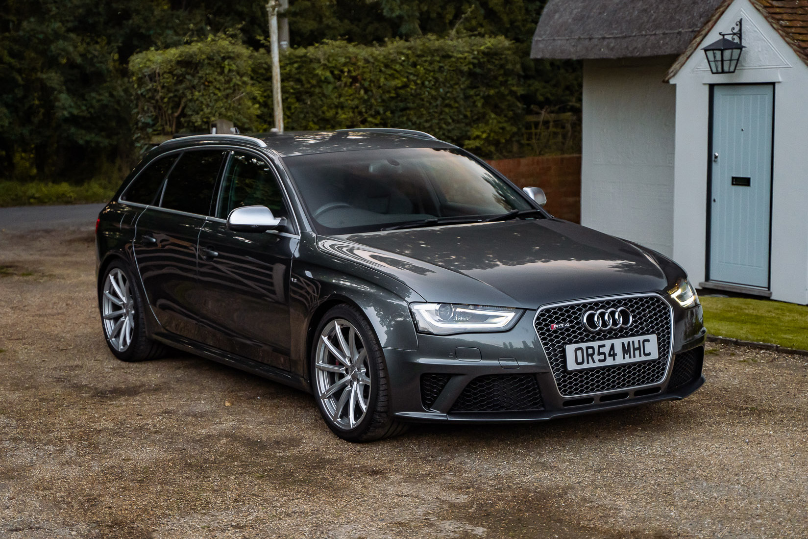 NO RESERVE: 2014 AUDI RS4 AVANT