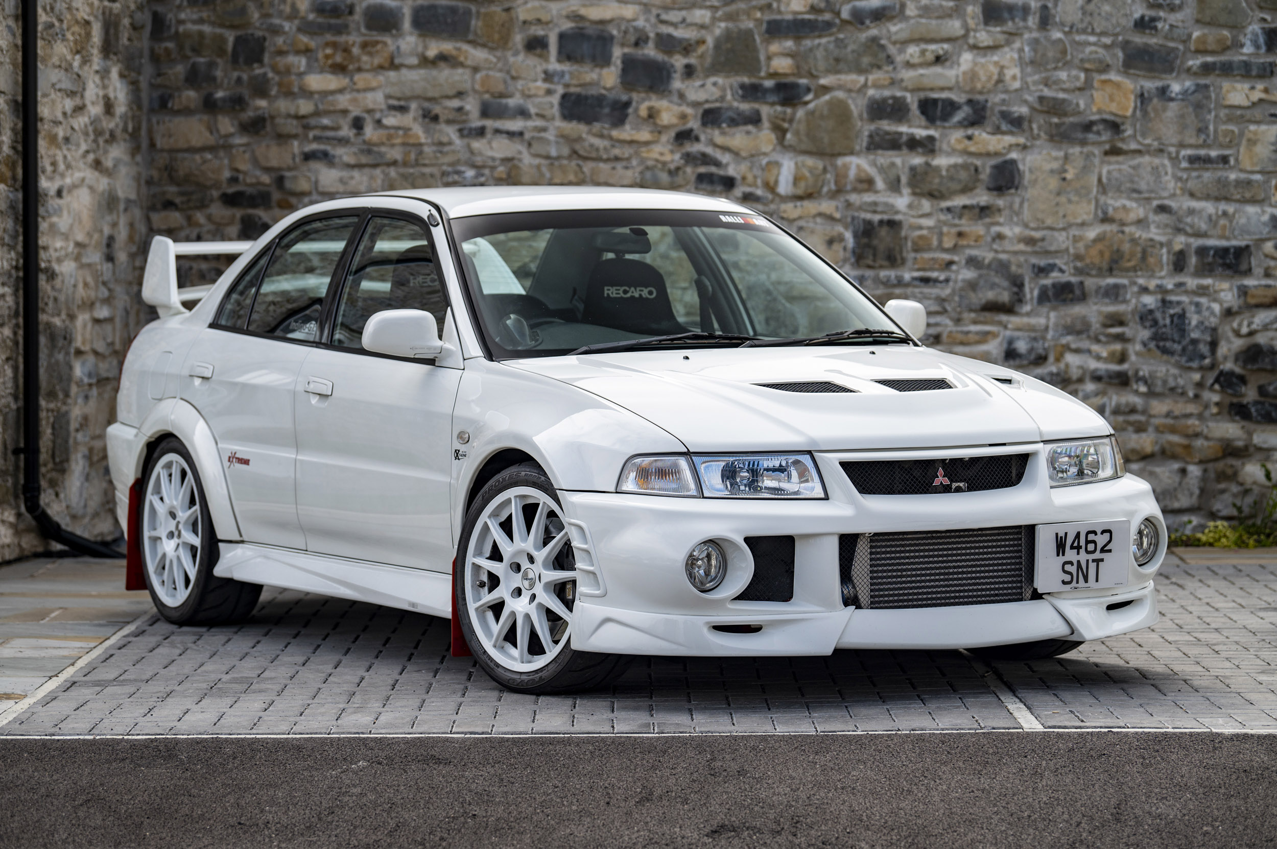 Mitsubishi lancer evo vi