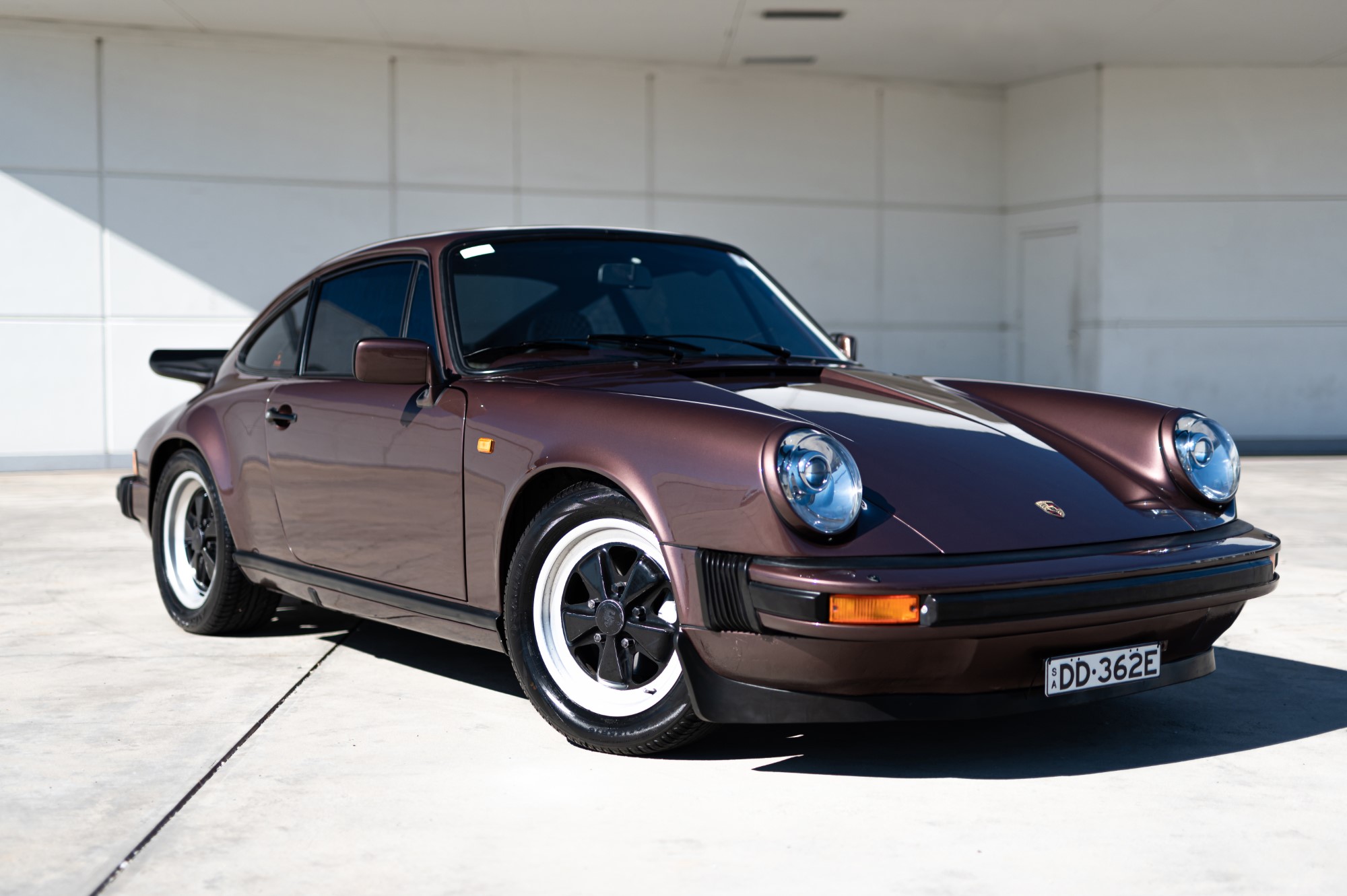 NO RESERVE: 1981 PORSCHE 911 SC