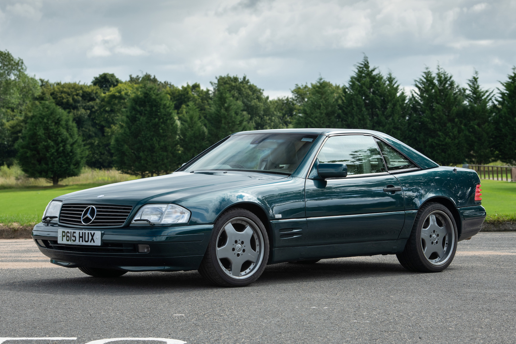 NO RESERVE: 1997 MERCEDES-BENZ (R129) SL 500