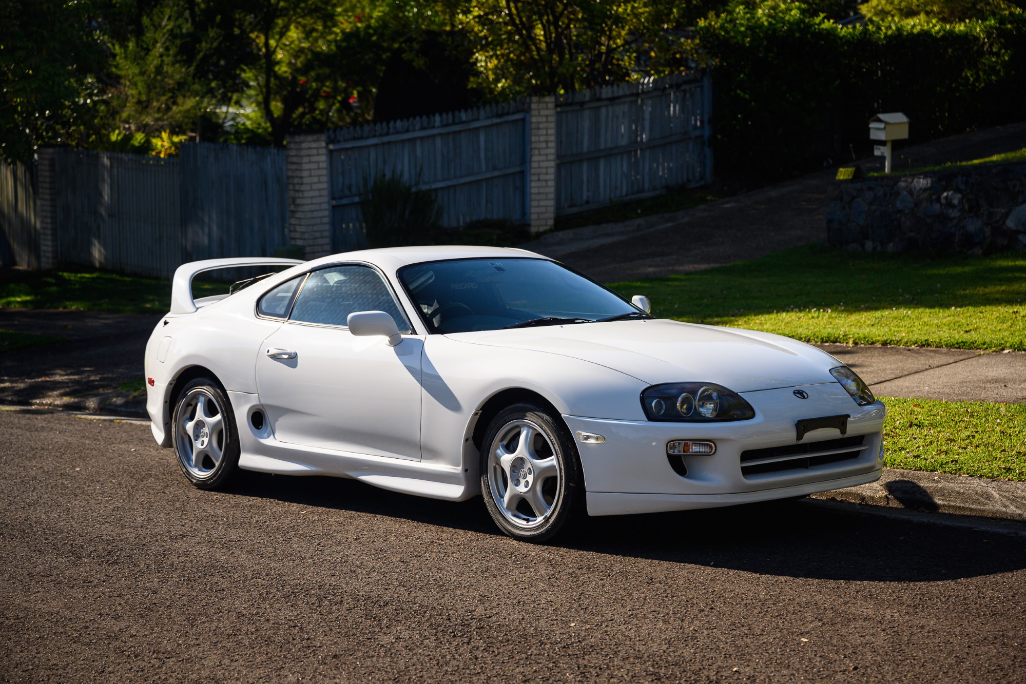 NO RESERVE: 1997 TOYOTA SUPRA MK4 RZ TWIN TURBO