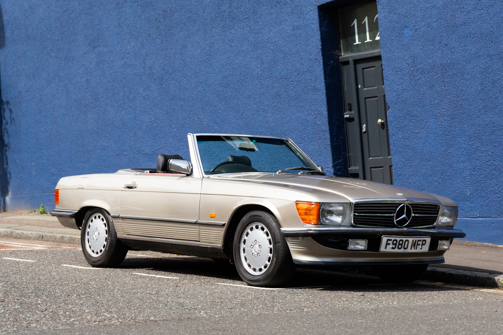 1988 MERCEDES-BENZ (R107) 300 SL