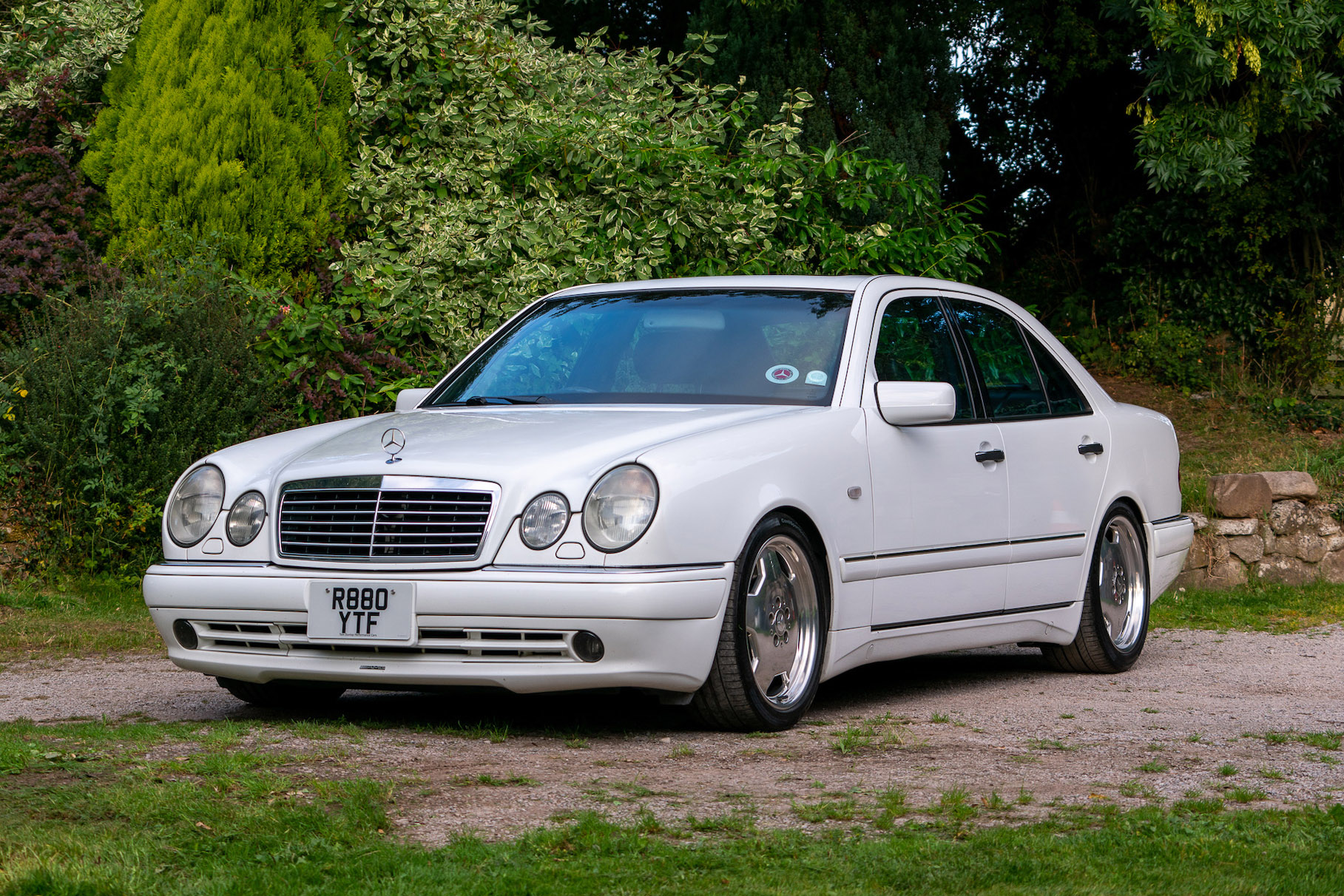 1998 MERCEDES-BENZ (W210) E55 AMG