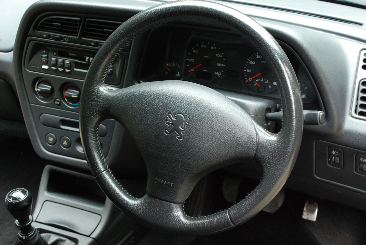 Peugeot 306 GTI-6