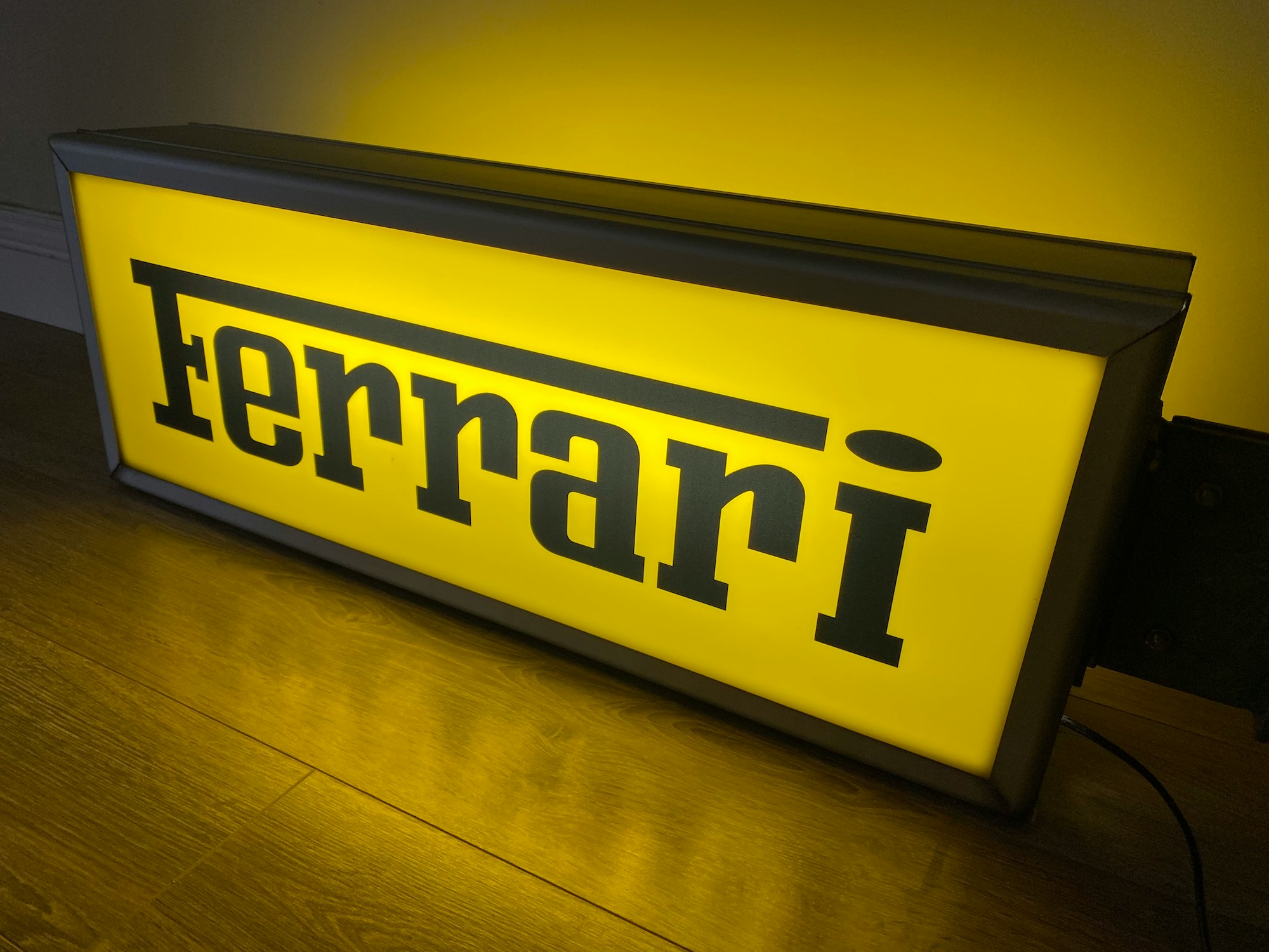 FERRARI ILLUMINATED DEALERSHIP SIGN