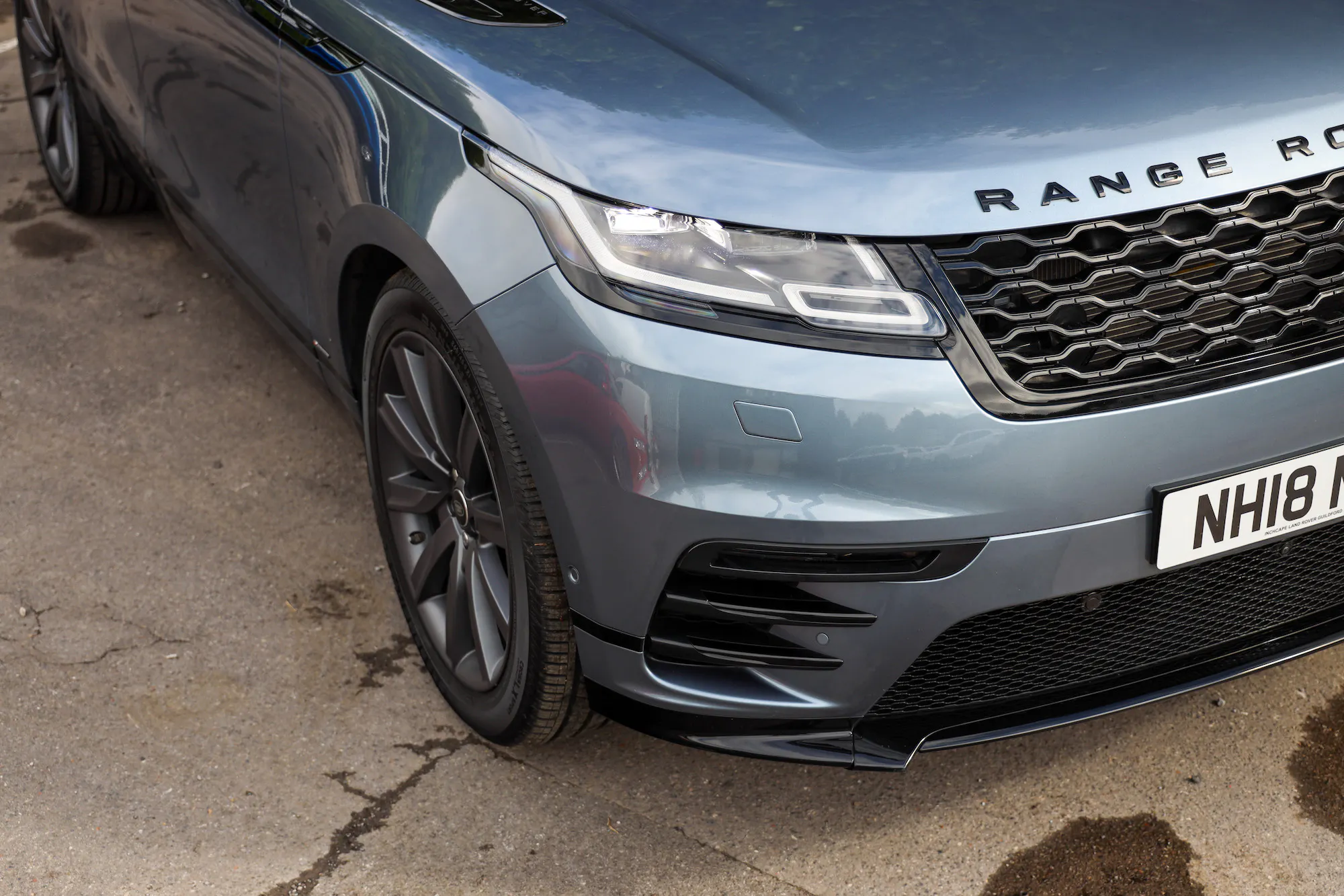 2018 RANGE ROVER VELAR R-DYNAMIC HSE P380