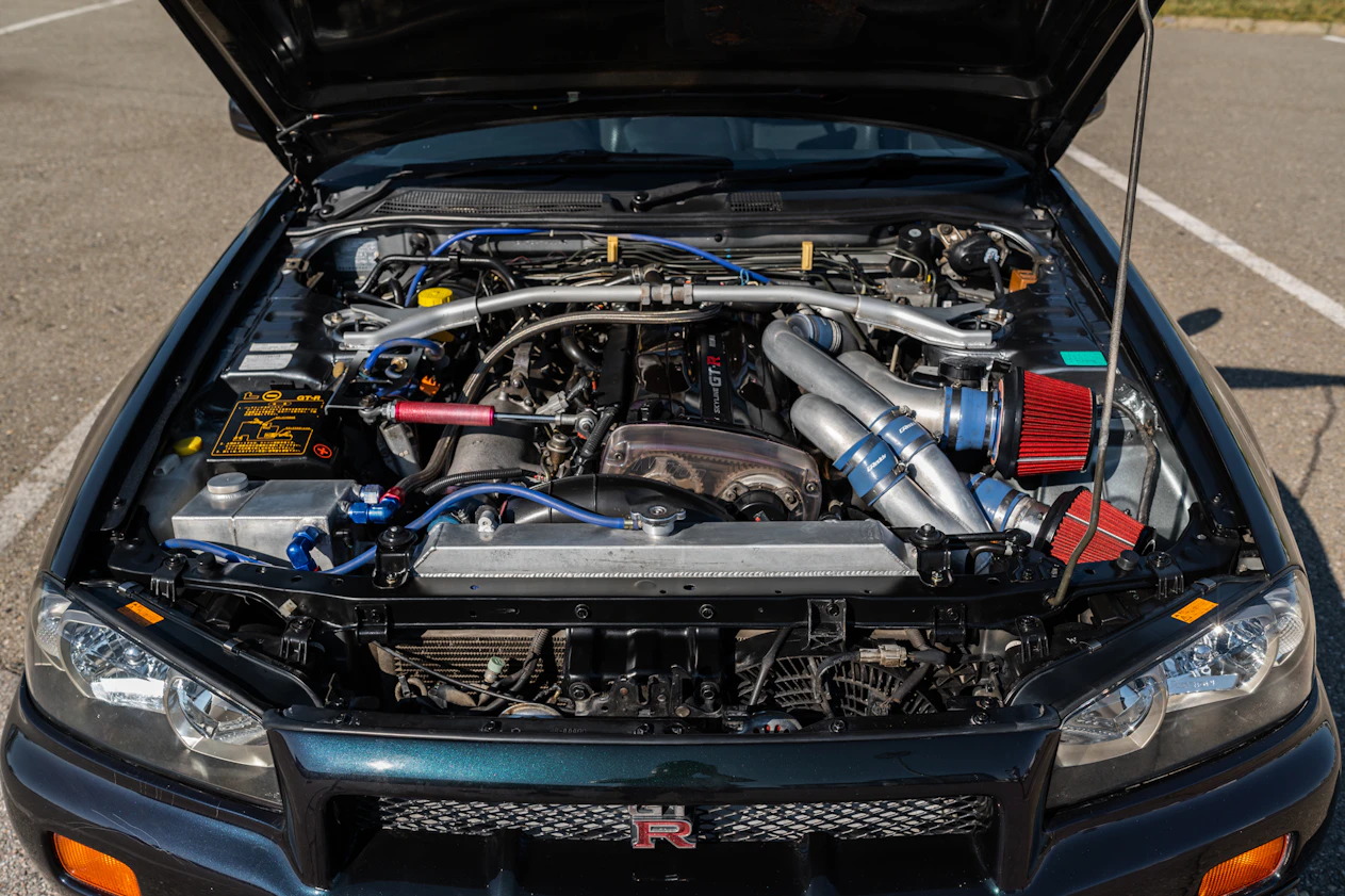 Nissan Skyline R34 Engine