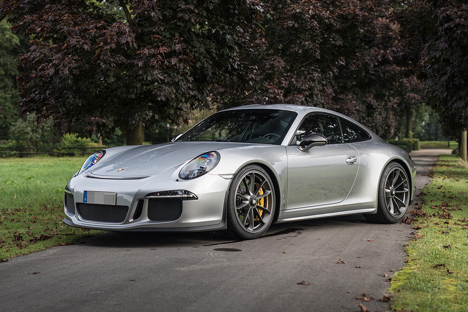 2016 PORSCHE 911 R