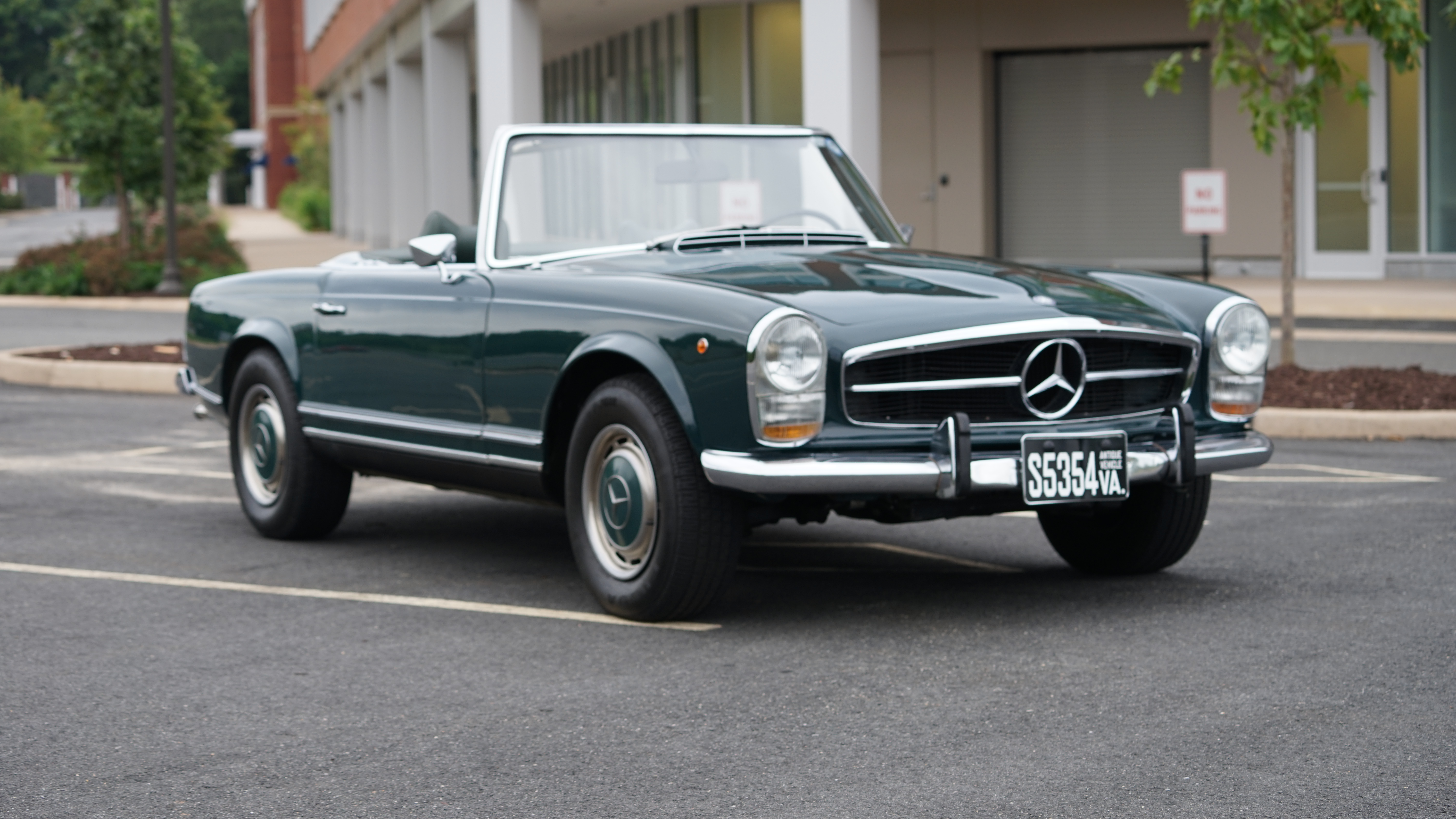 1969 MERCEDES-BENZ 280 SL PAGODA