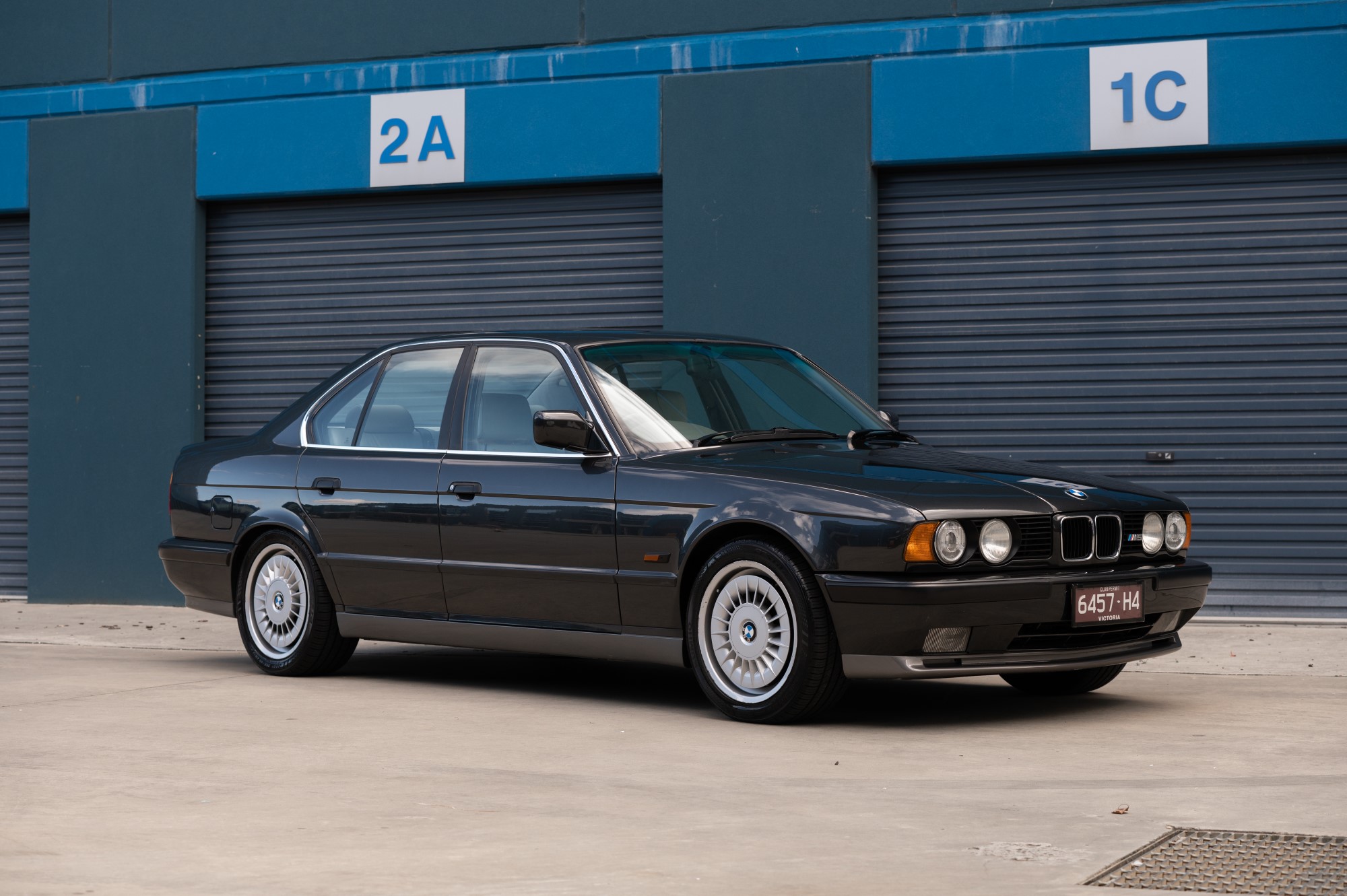 1992 BMW (E34) M5