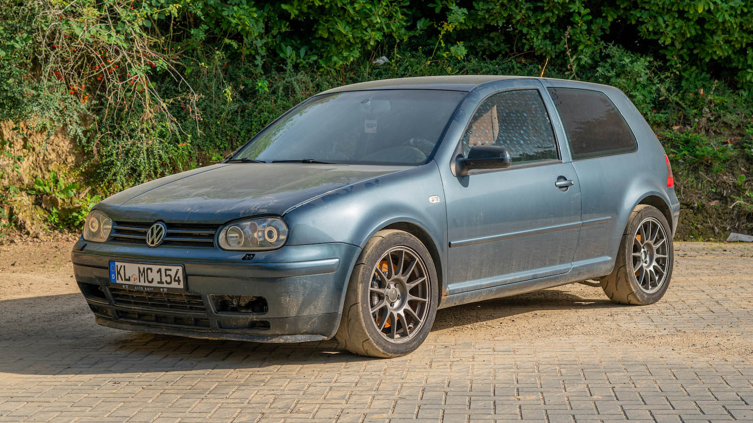 2002 VOLKSWAGEN GOLF (MK4) 'RING TRACKTOR' - CHARITY AUCTION