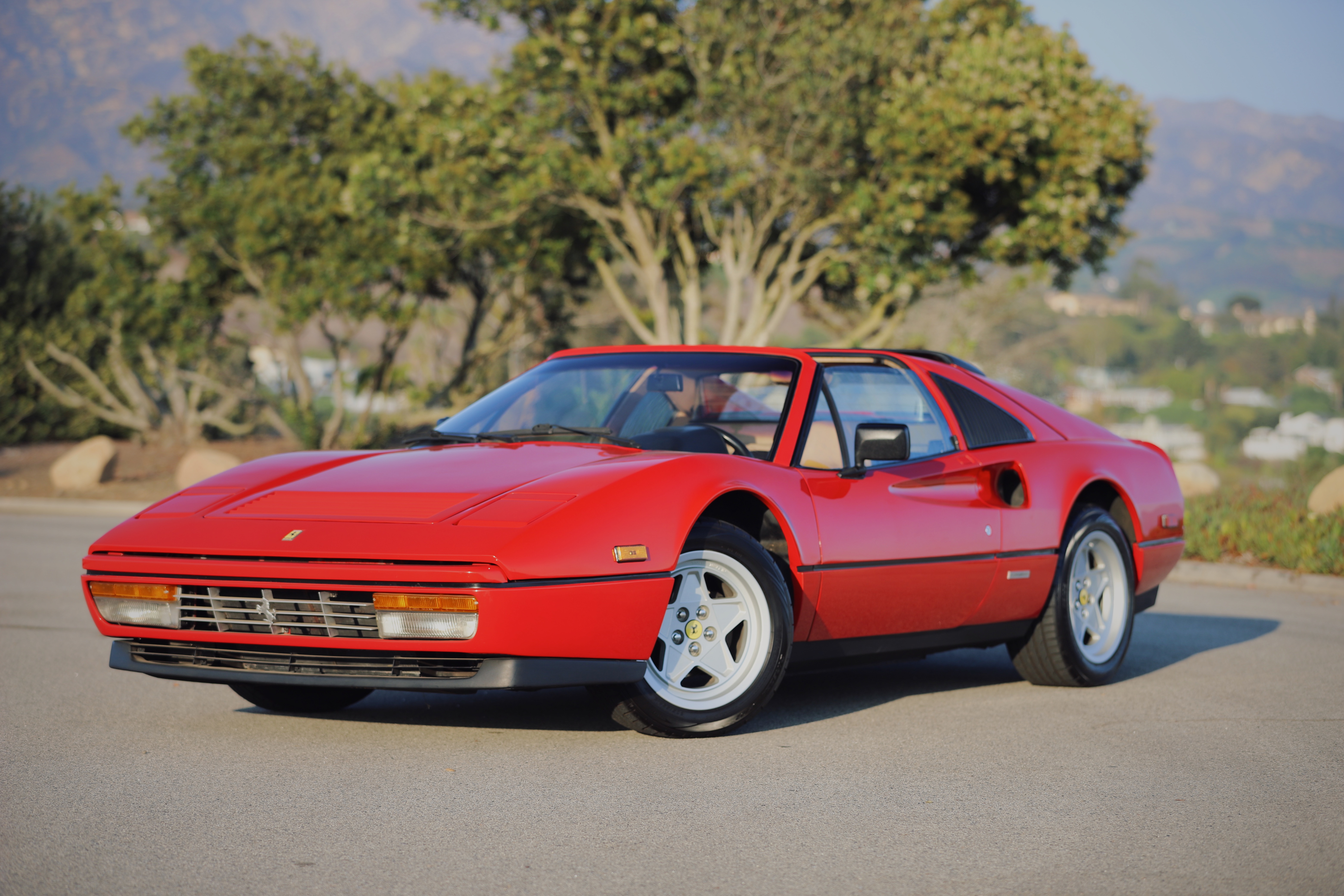 1986 FERRARI 328 GTS