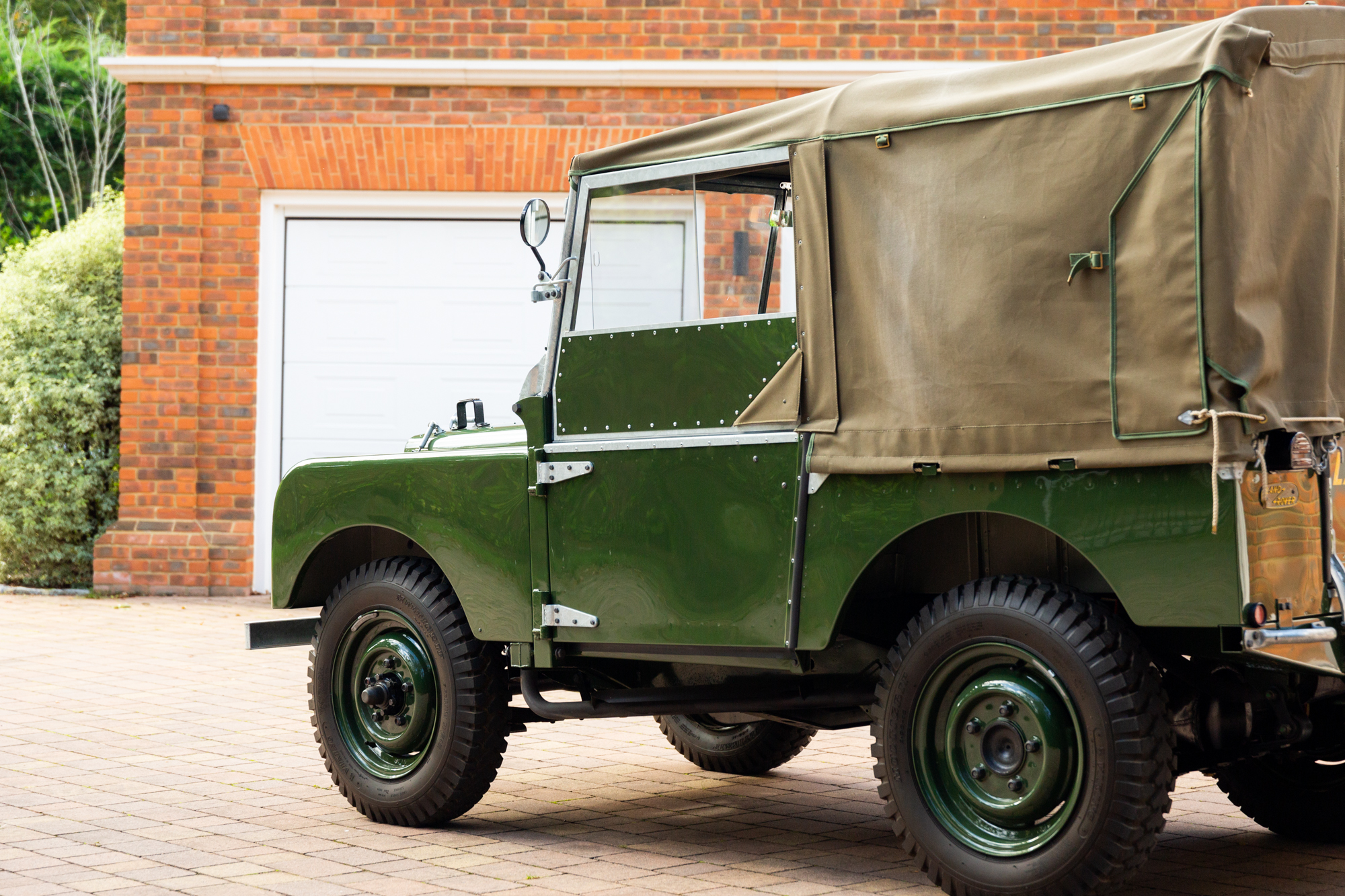 1950 LAND ROVER SERIES 1 REBORN – 1 OF 25